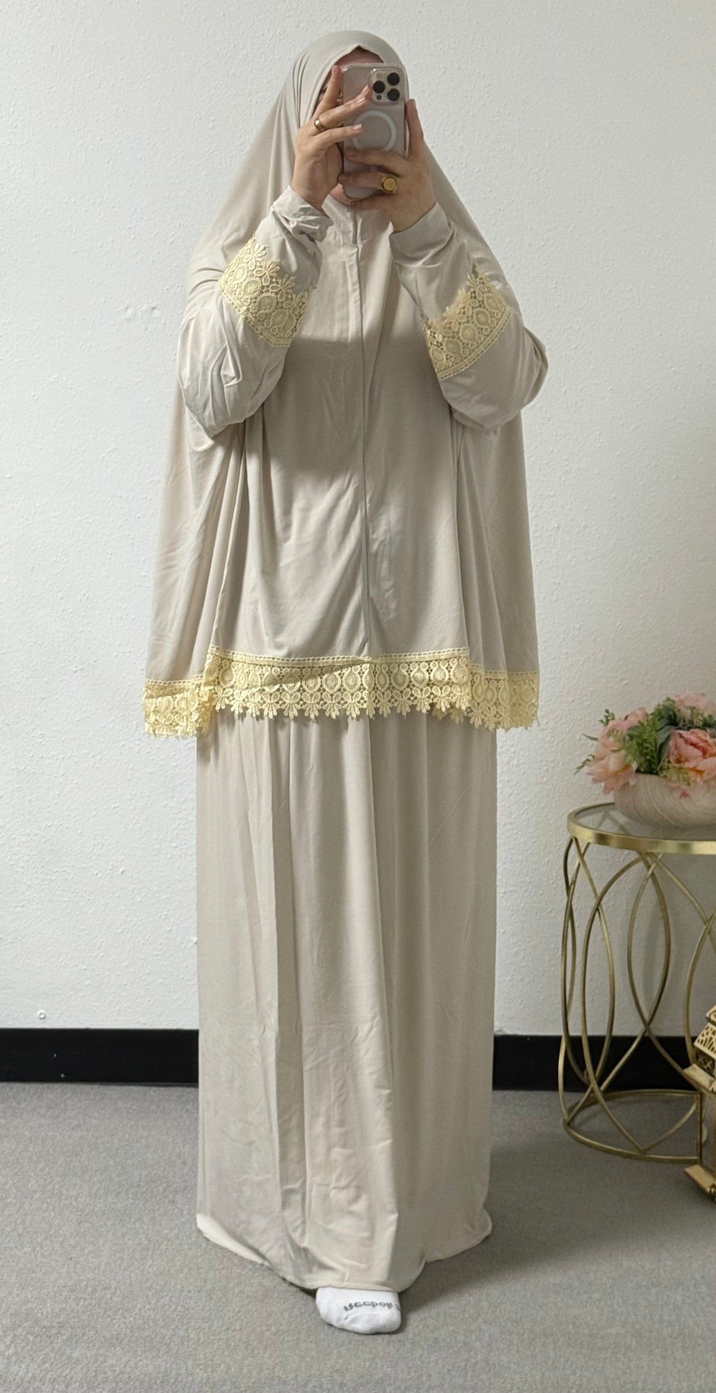 Prayer clothes - Lace