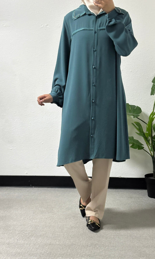 Elegant lace detail shirt
