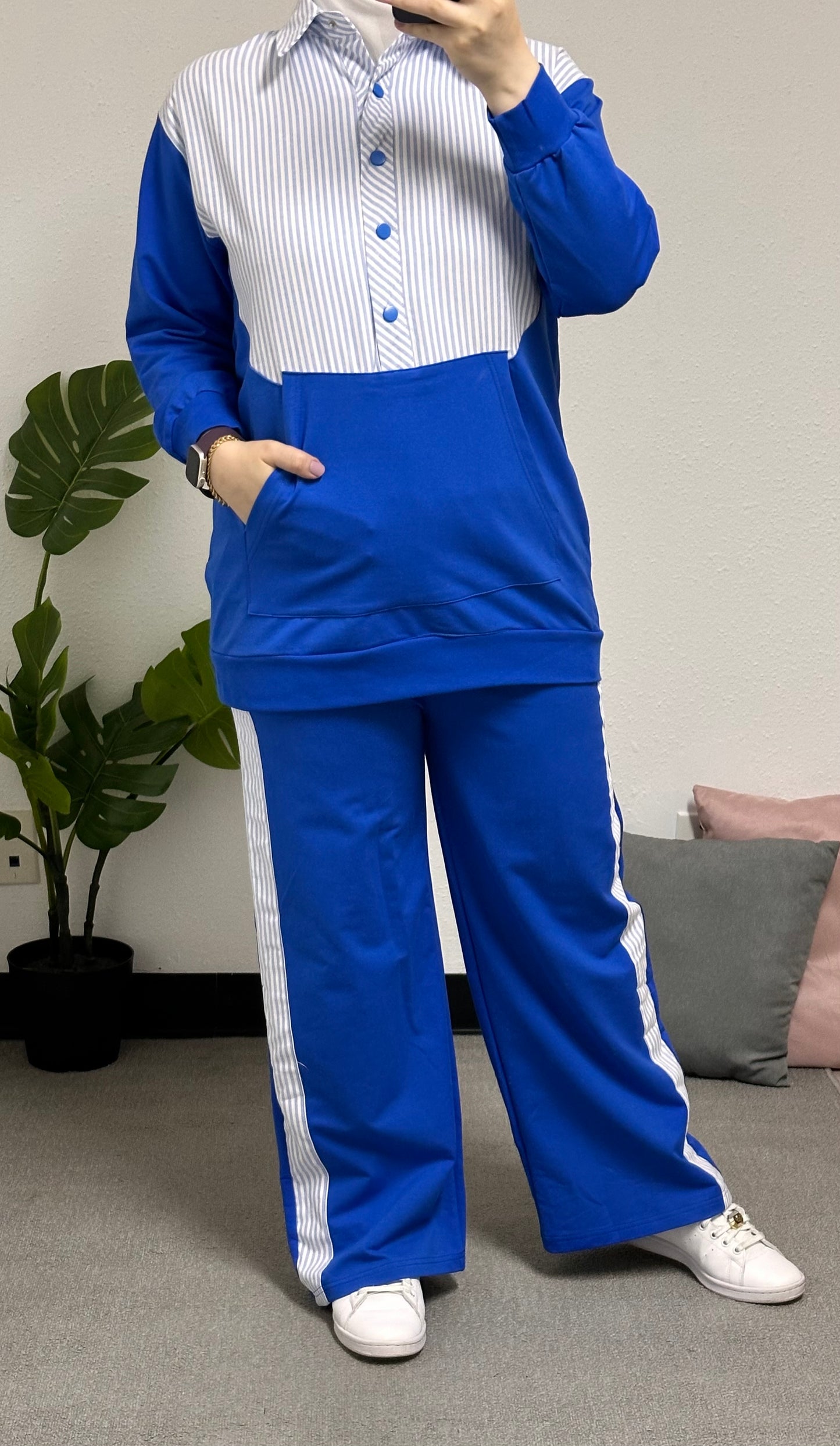 Two-piece cotton tracksuit set