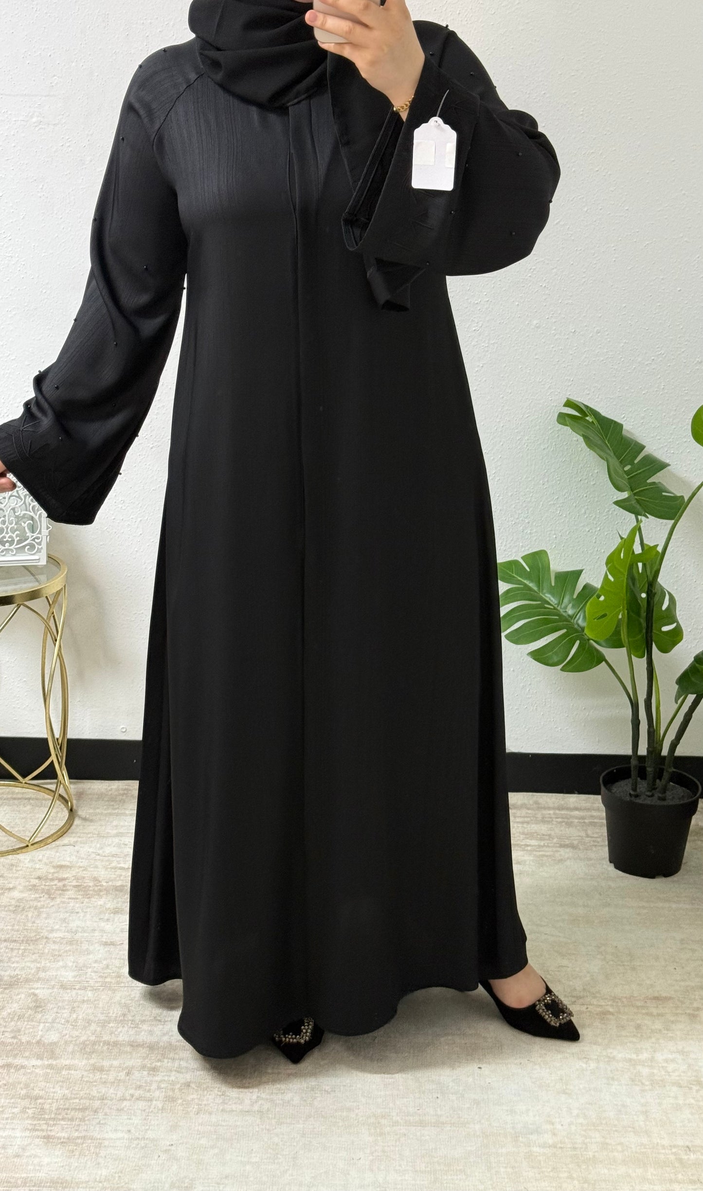 Elegant Petite Pearl Abaya