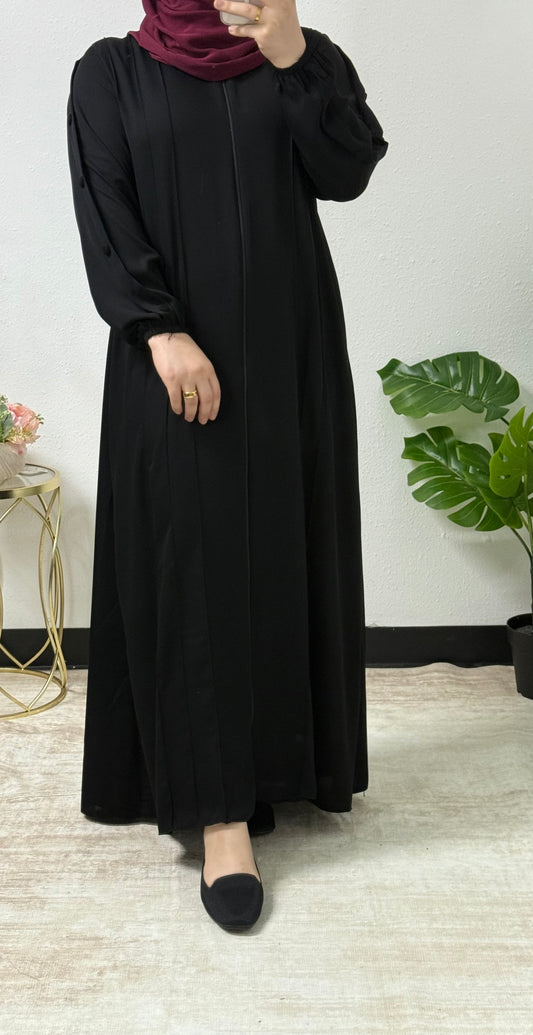 Button Accent Abaya
