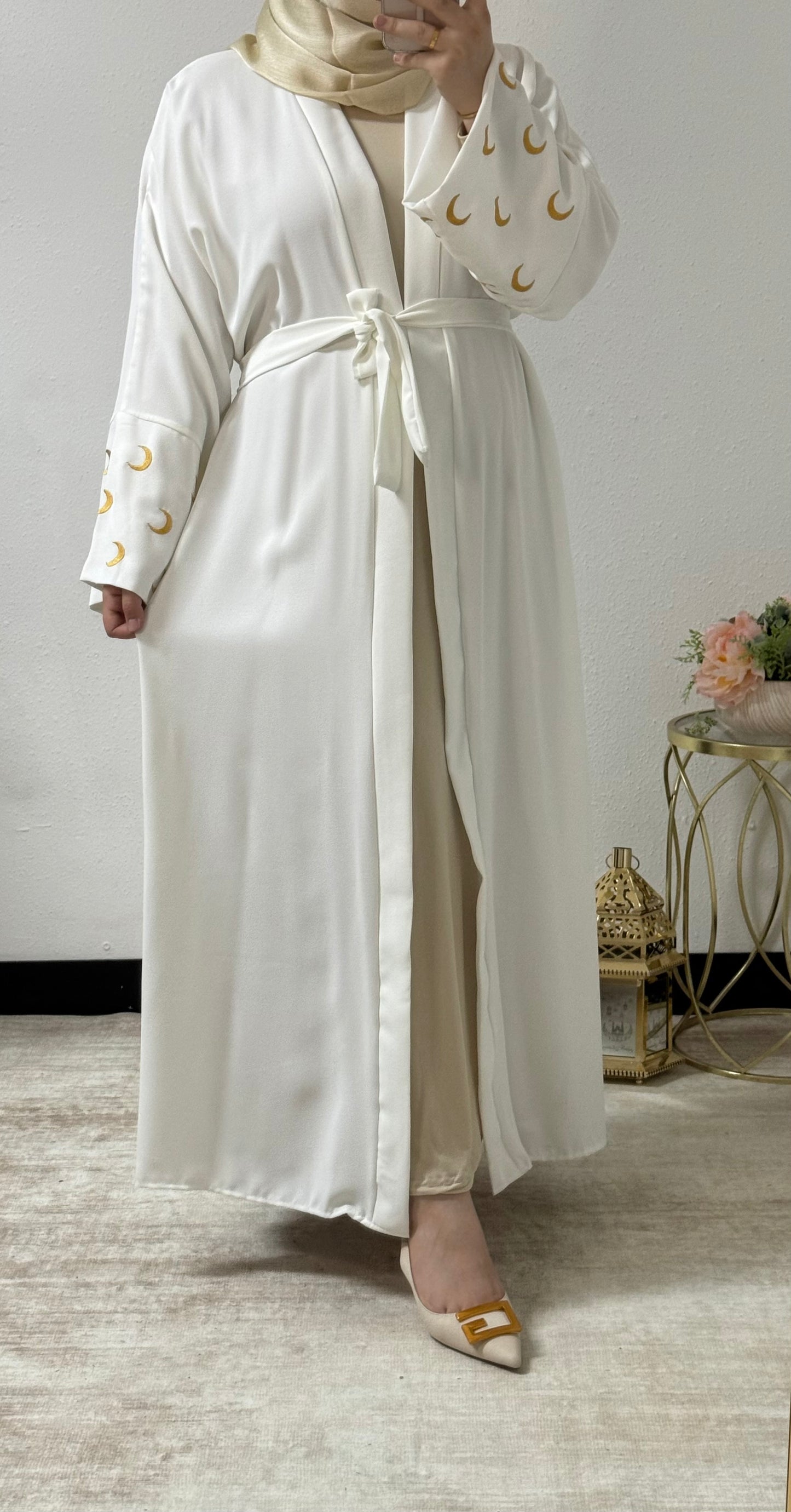 Moon embroidery open abaya