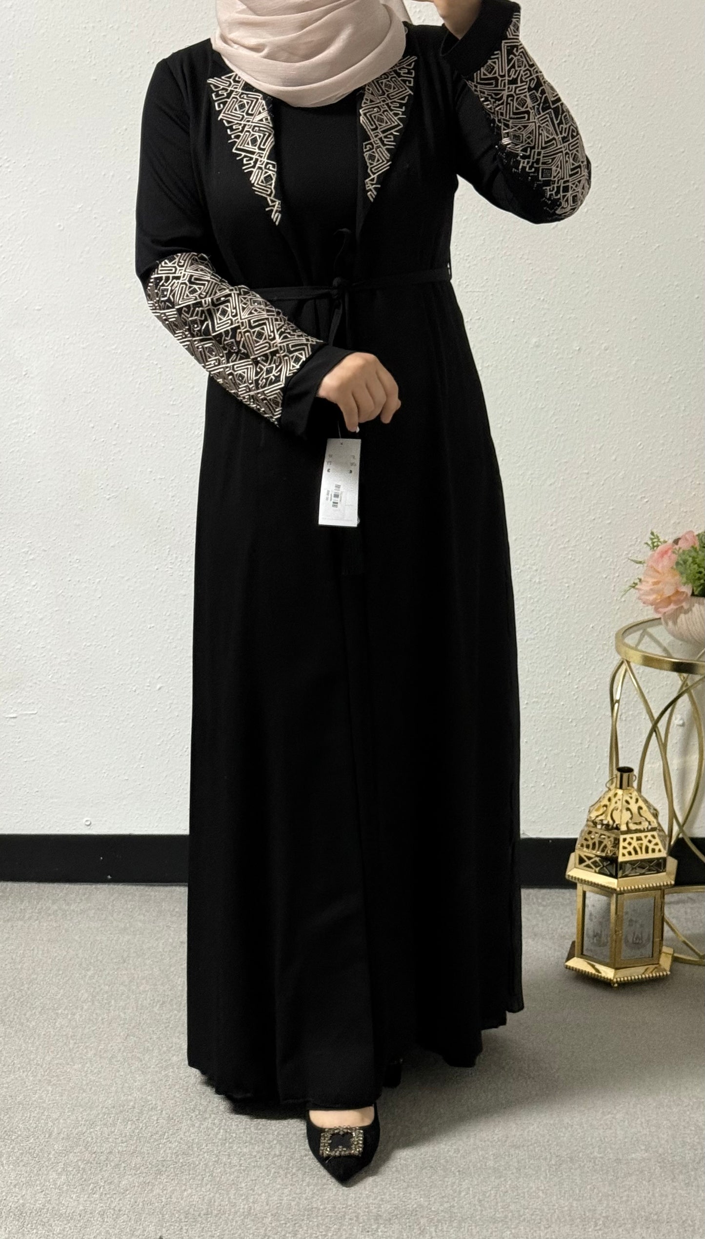 Collared two-piece abaya