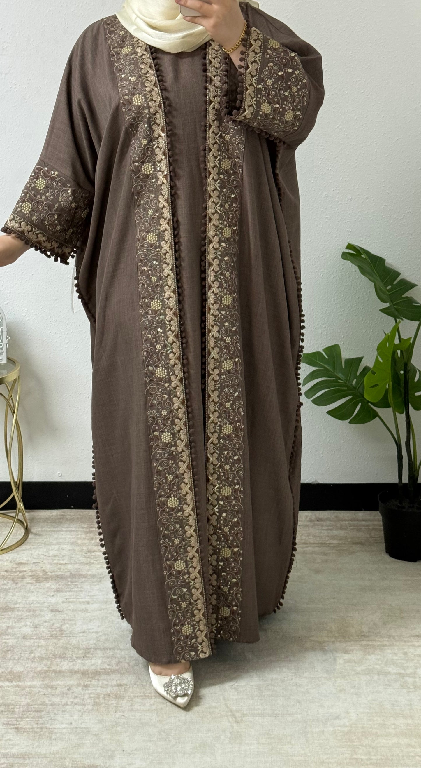 Delicate Thread Work Abaya Set