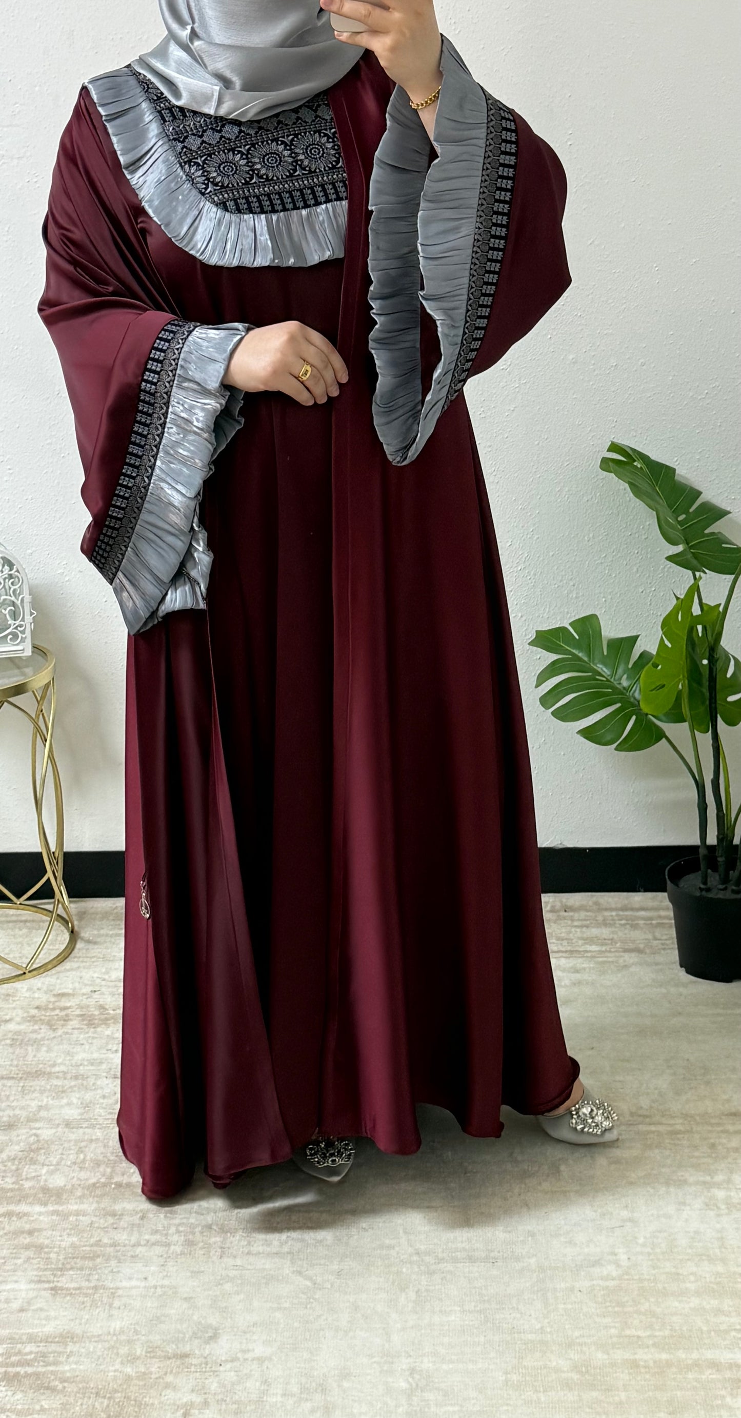 Eid Embroidered Abaya Set
