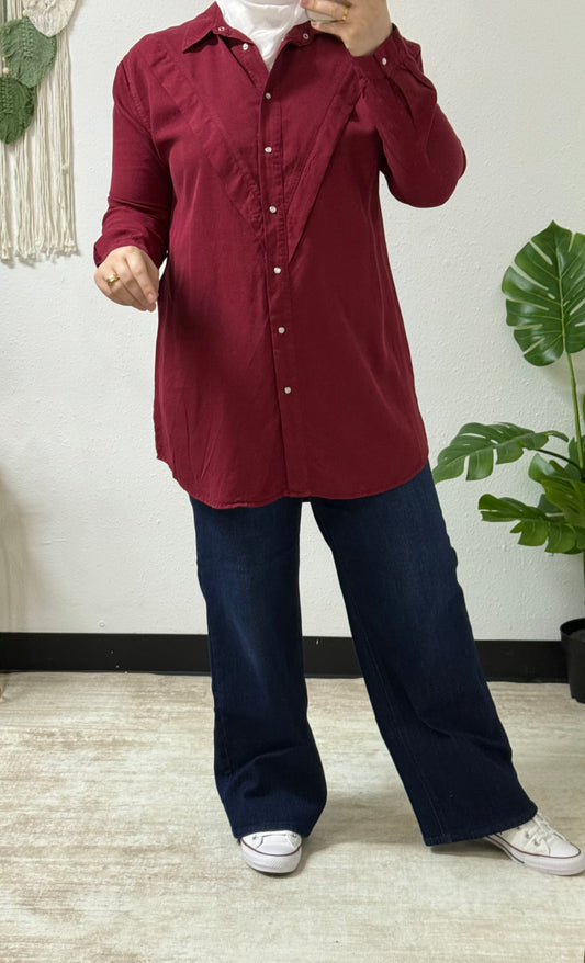 Classic ruffle shirt