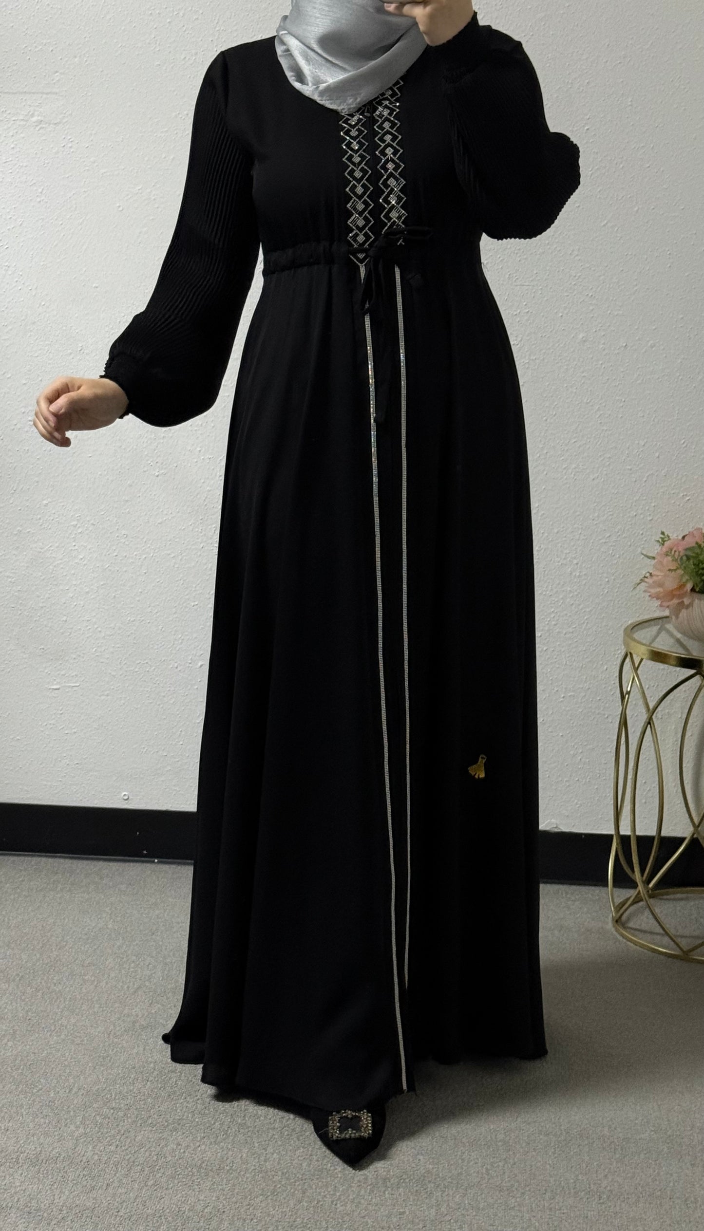 One-piece classic beaded abaya