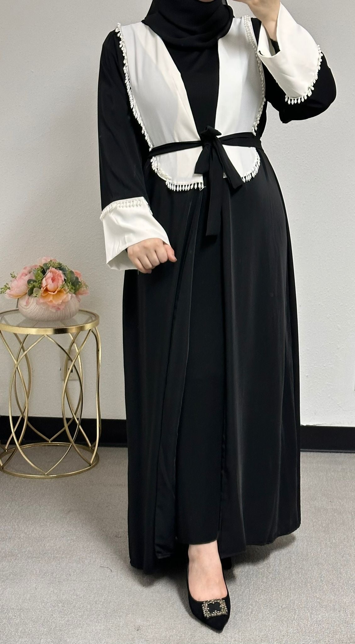 Open black and white abaya