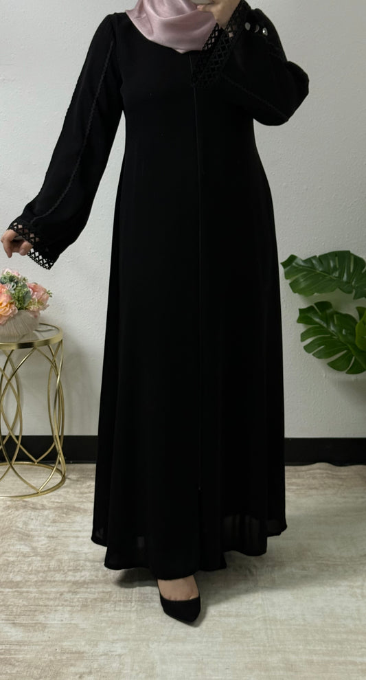 Elegant Wave Lace Abaya