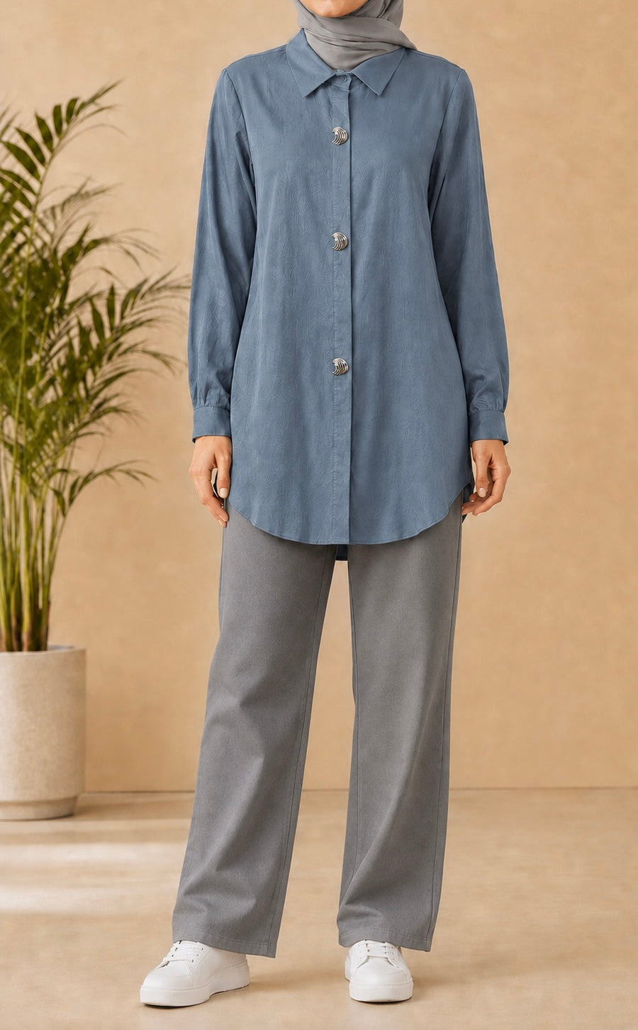 Sliver Buttoned Shirt