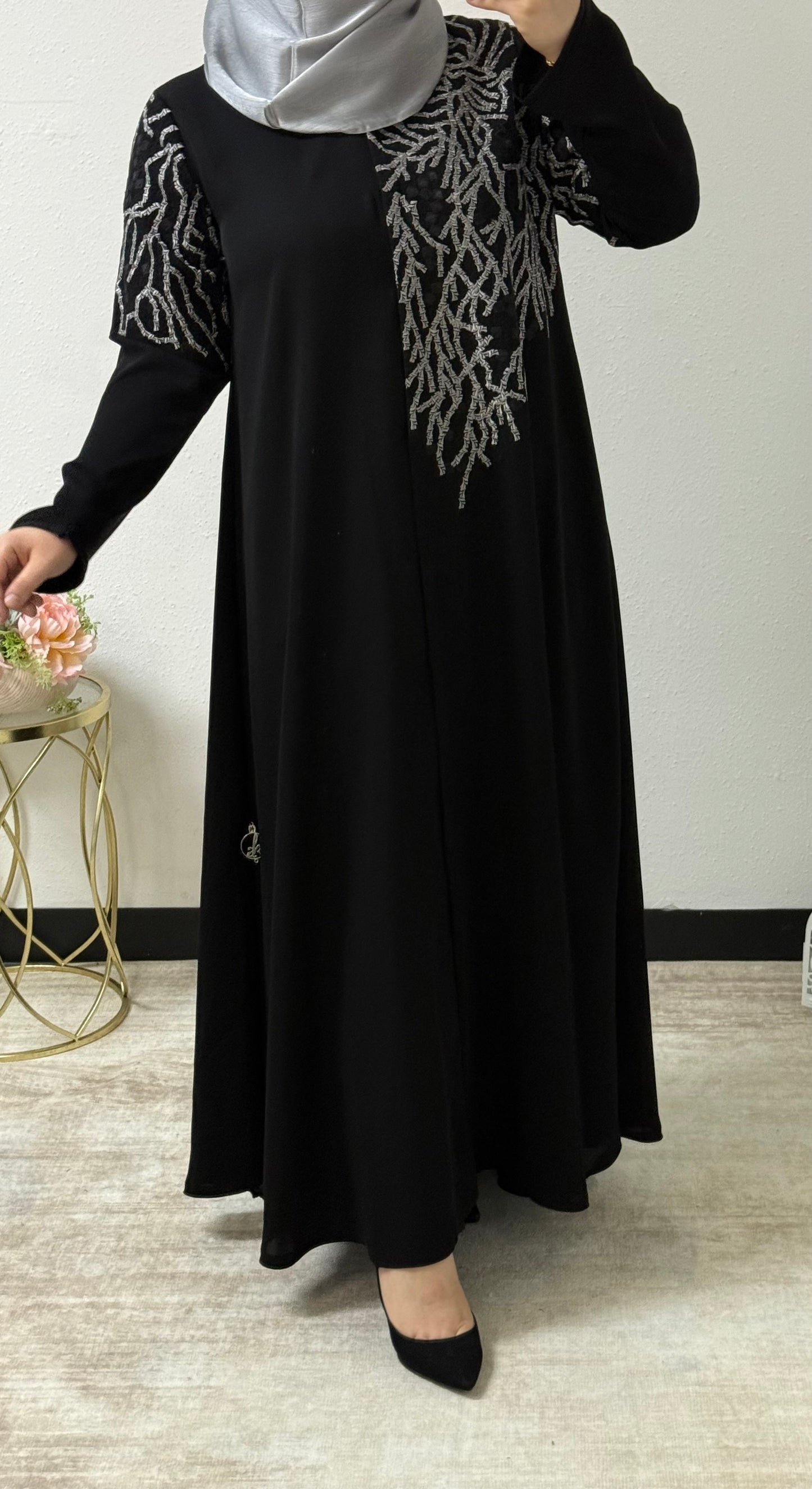 Tree Branch Allusion Abaya