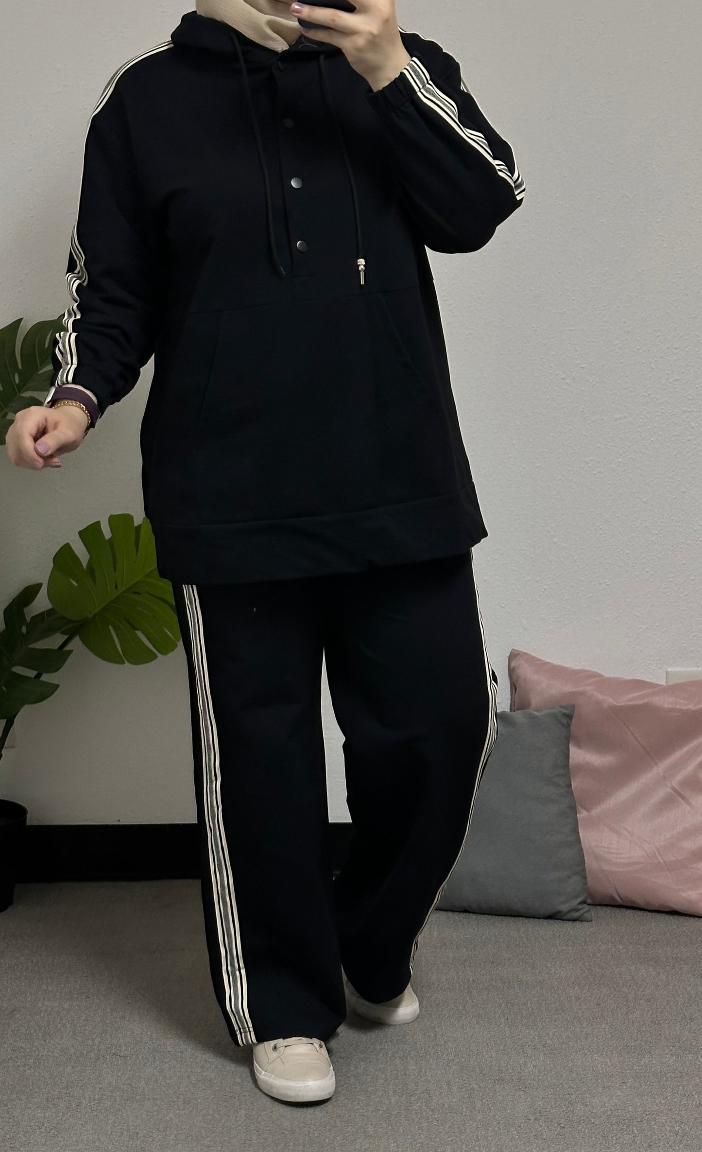 Two-piece cotton tracksuit set