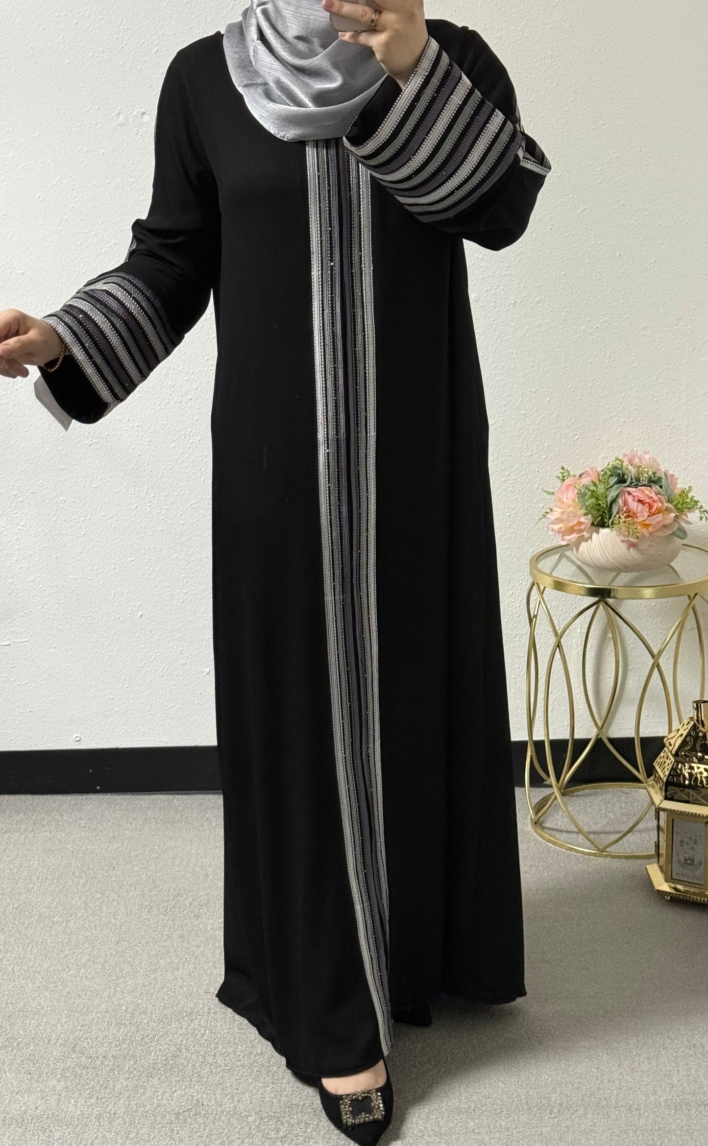 Plus size elegant abaya