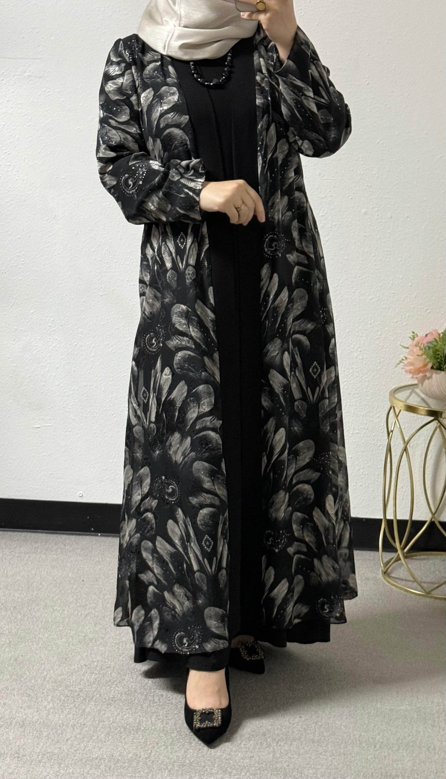 Leaf pattern 2-piece abaya set