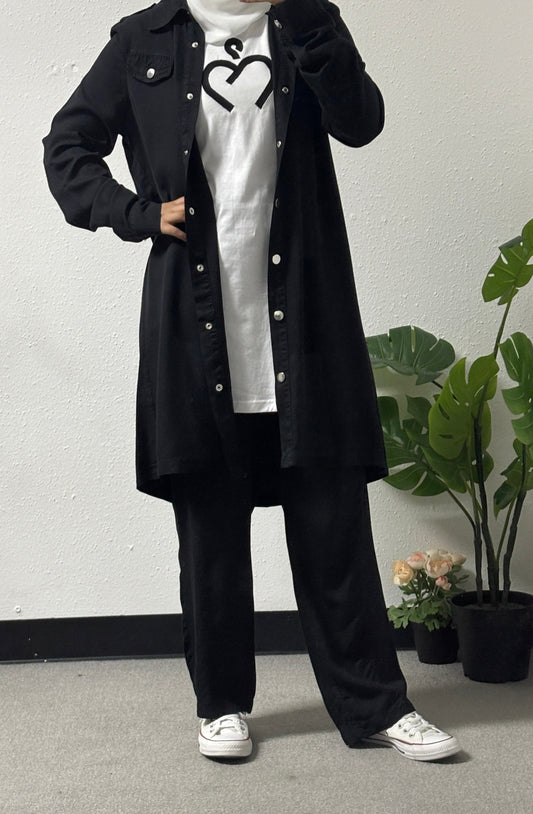 Three pieces button detail set