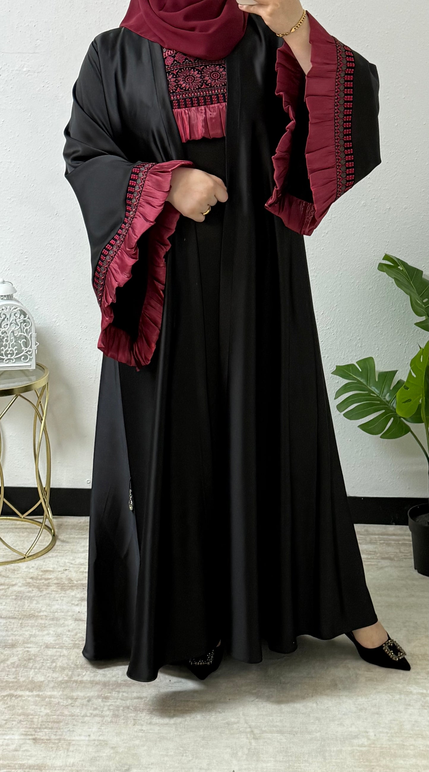 Eid Embroidered Abaya Set