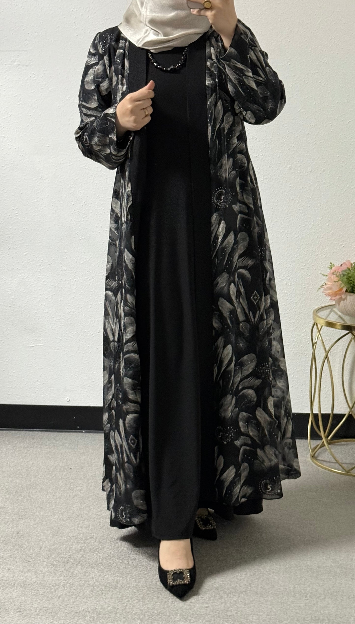 Leaf pattern 2-piece abaya set