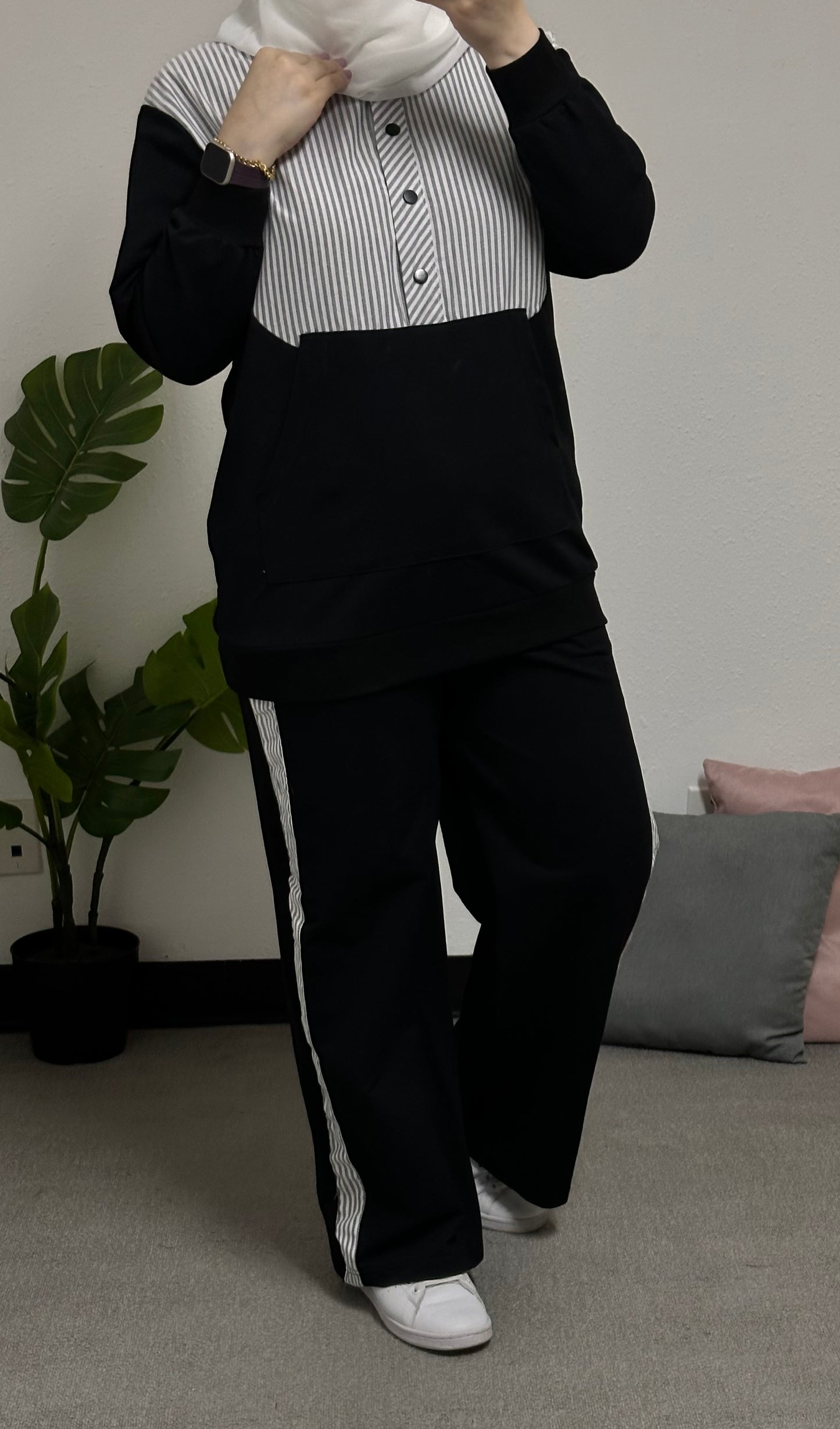 Two-piece cotton tracksuit set