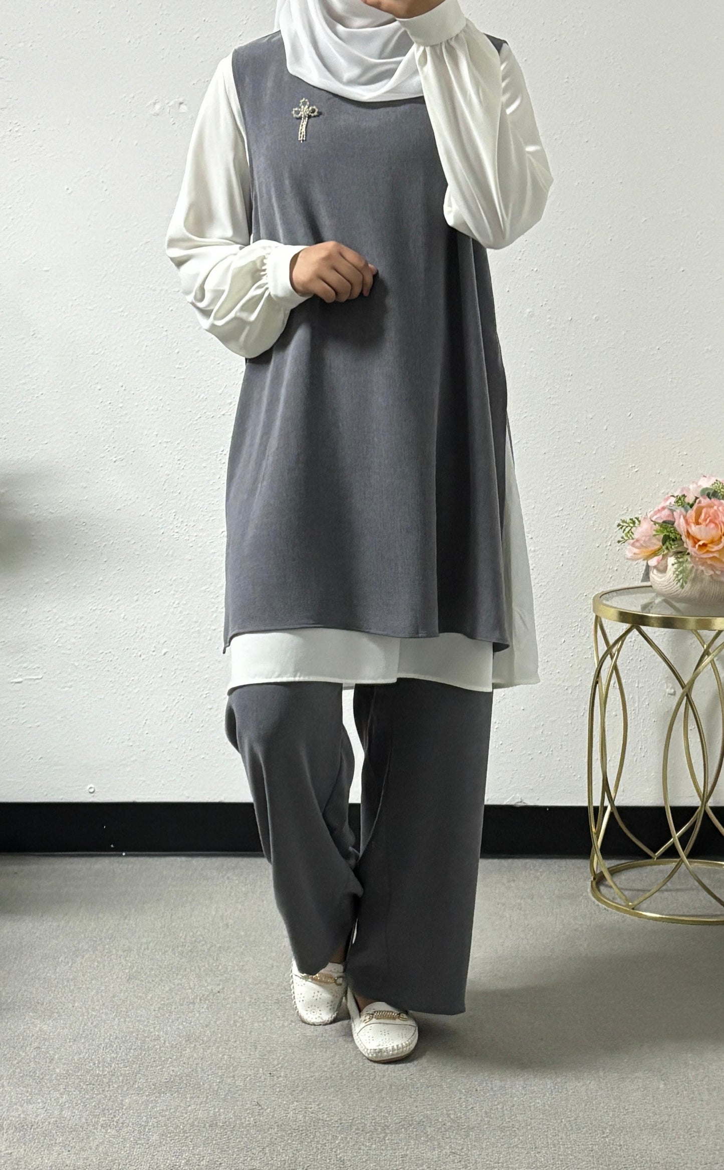 Three-piece pastel colours set