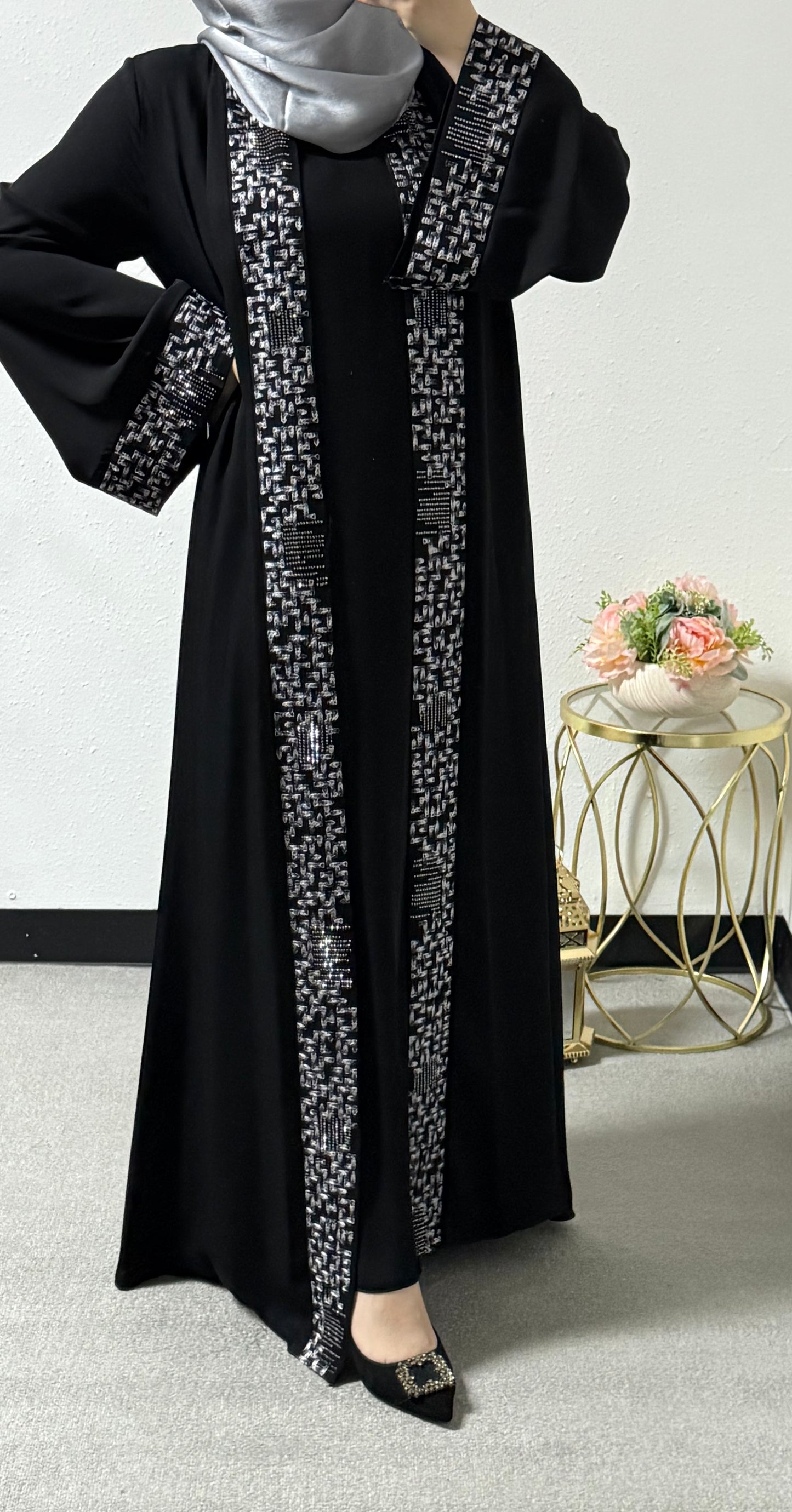 Two piece embroidery abaya set