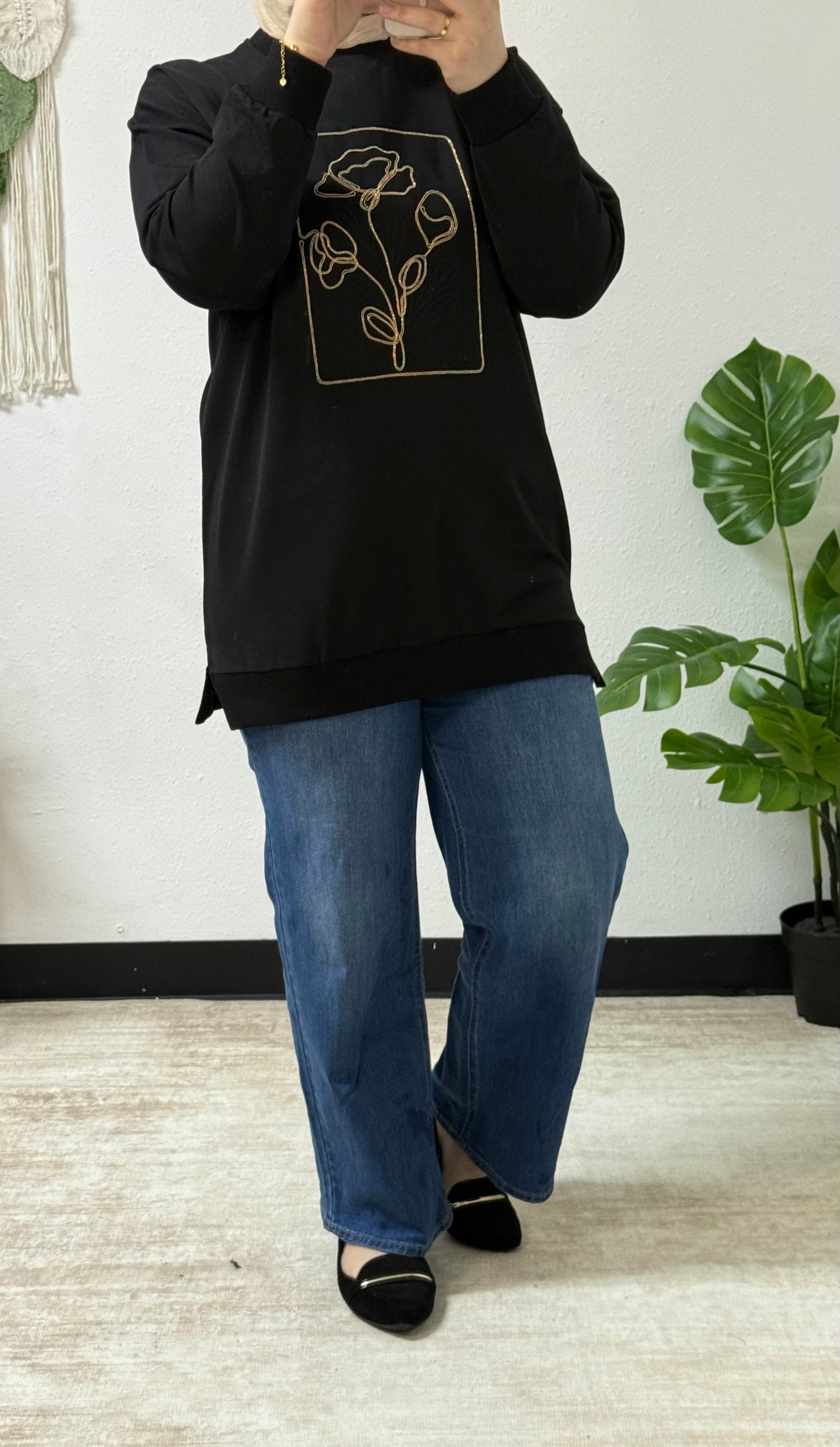 Flower Detail Sweatshirt