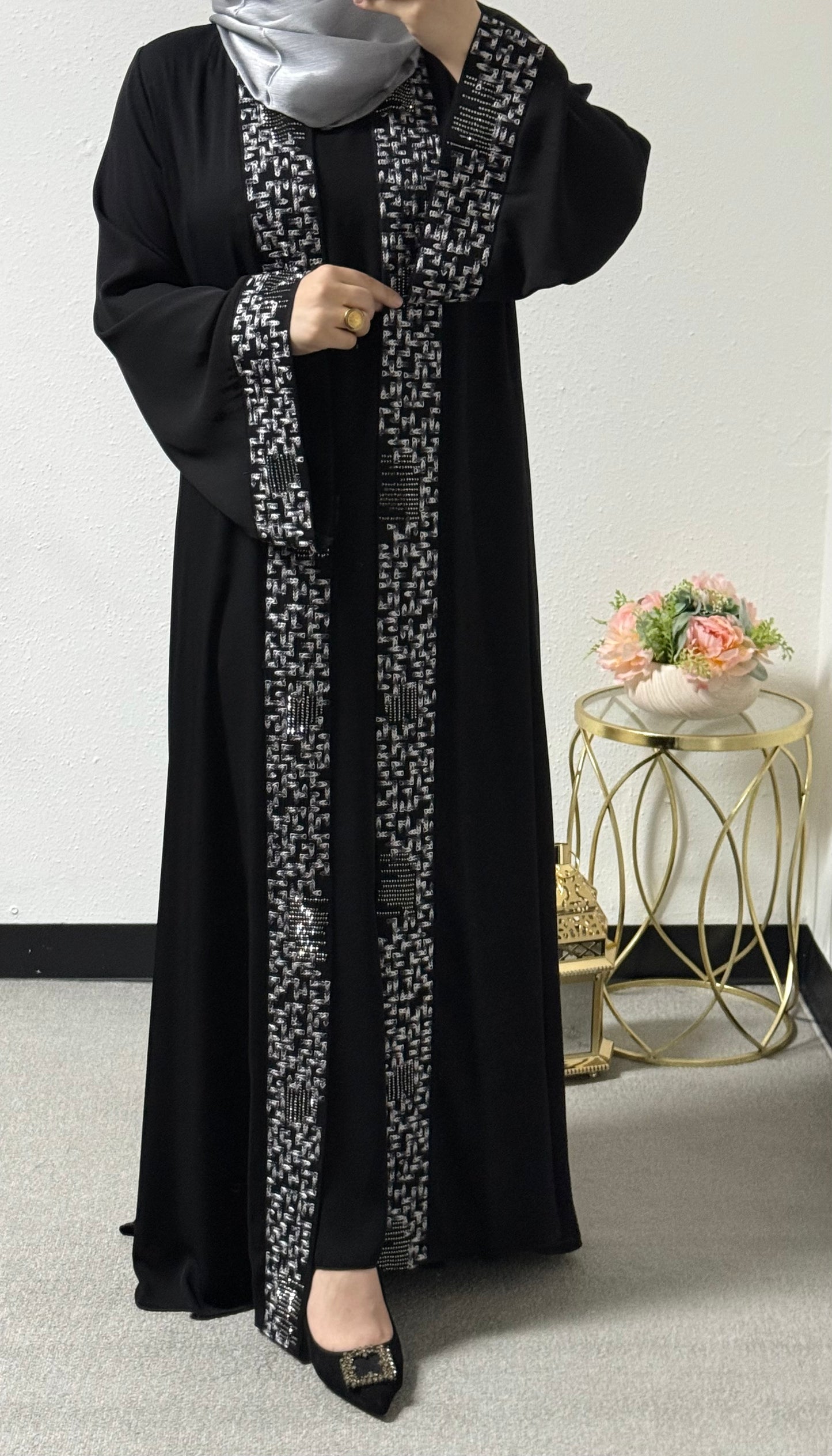 Two piece embroidery abaya set