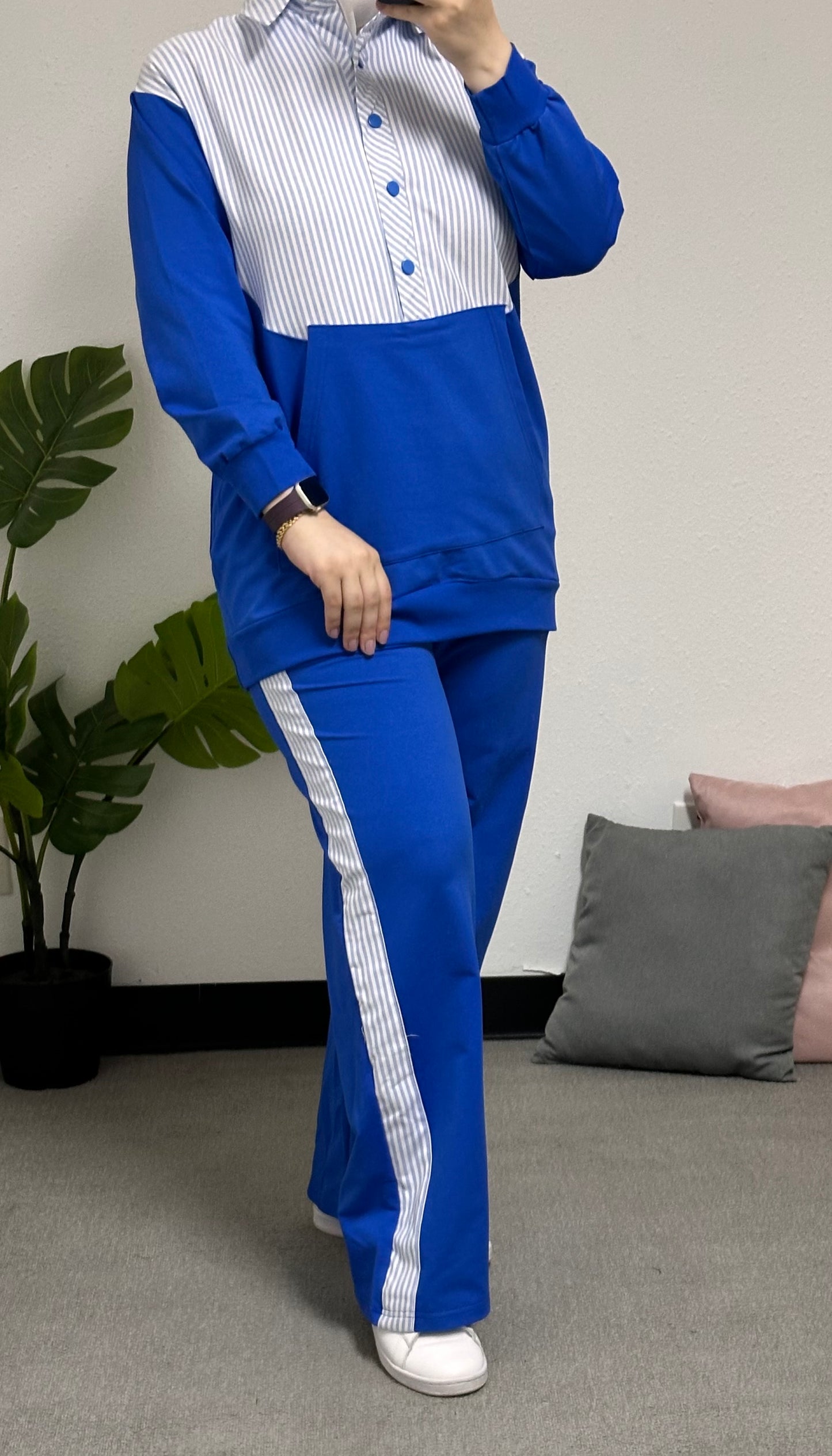 Two-piece cotton tracksuit set