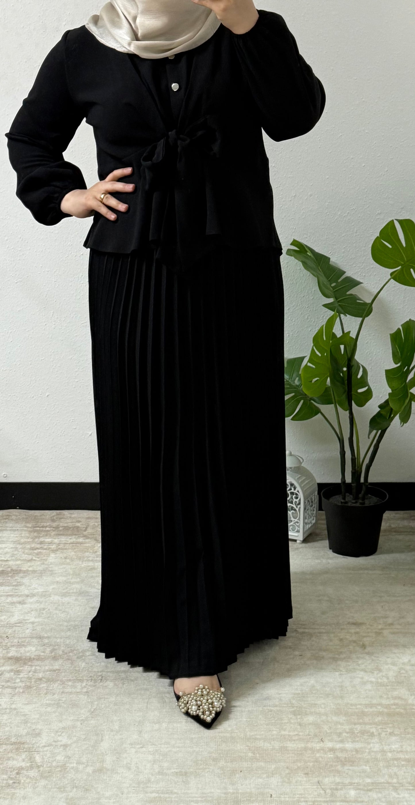 Graceful Business Skirt Set