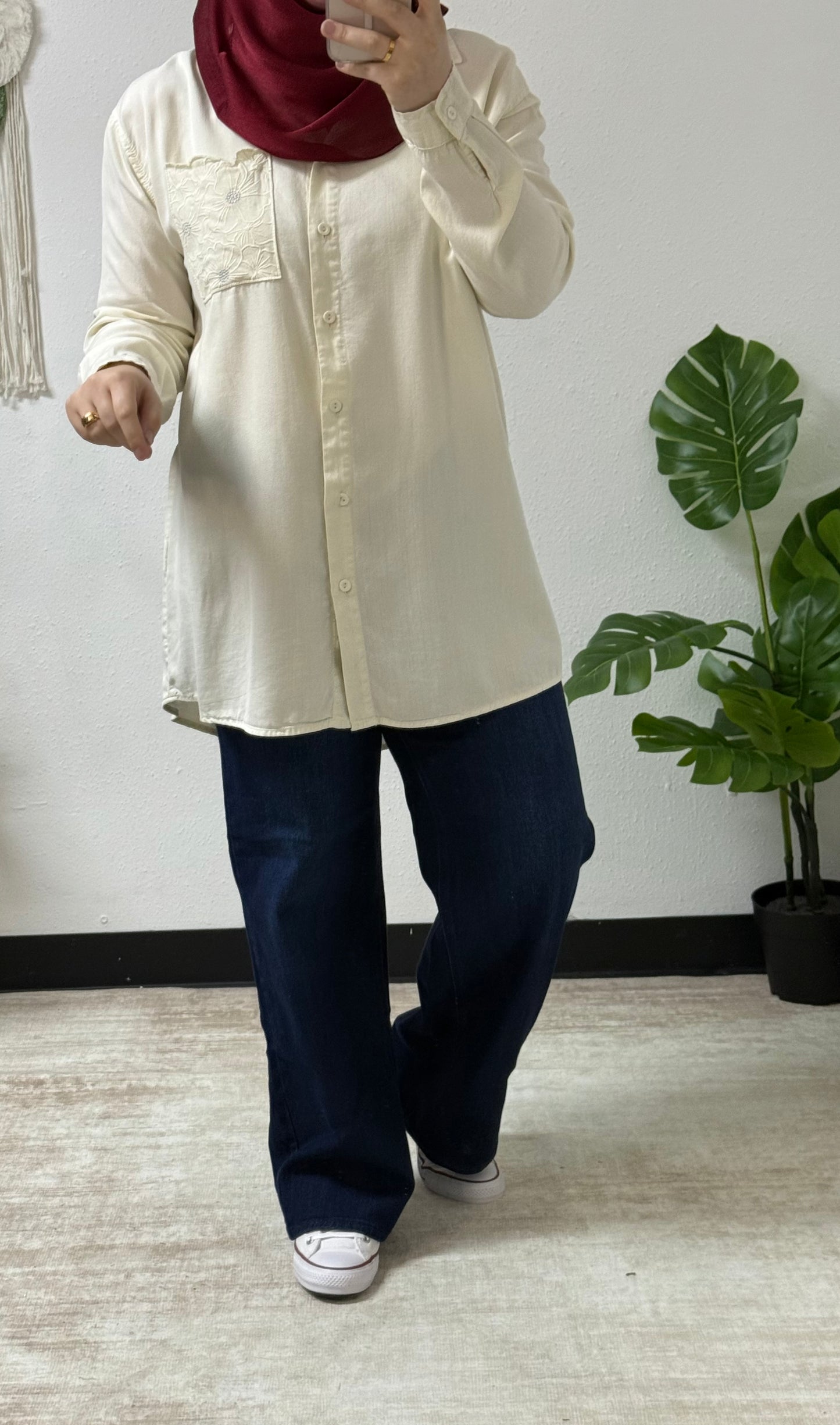 Embroidered floral pocket shirt