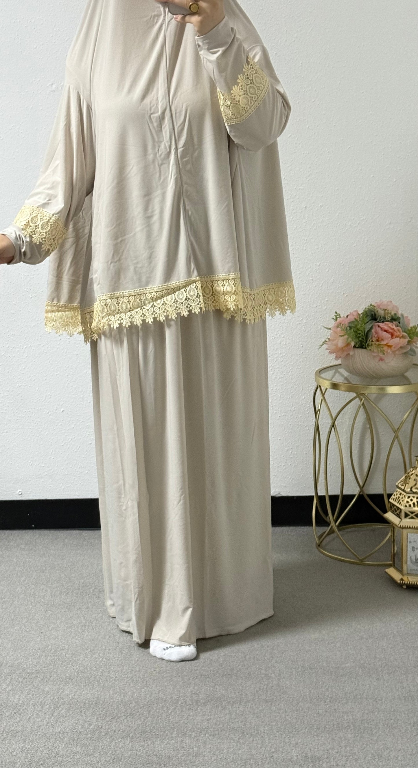 Prayer clothes - Lace