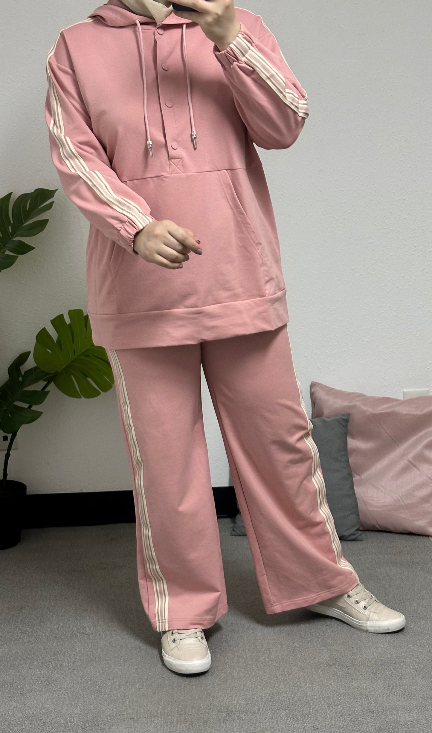 Two-piece cotton tracksuit set