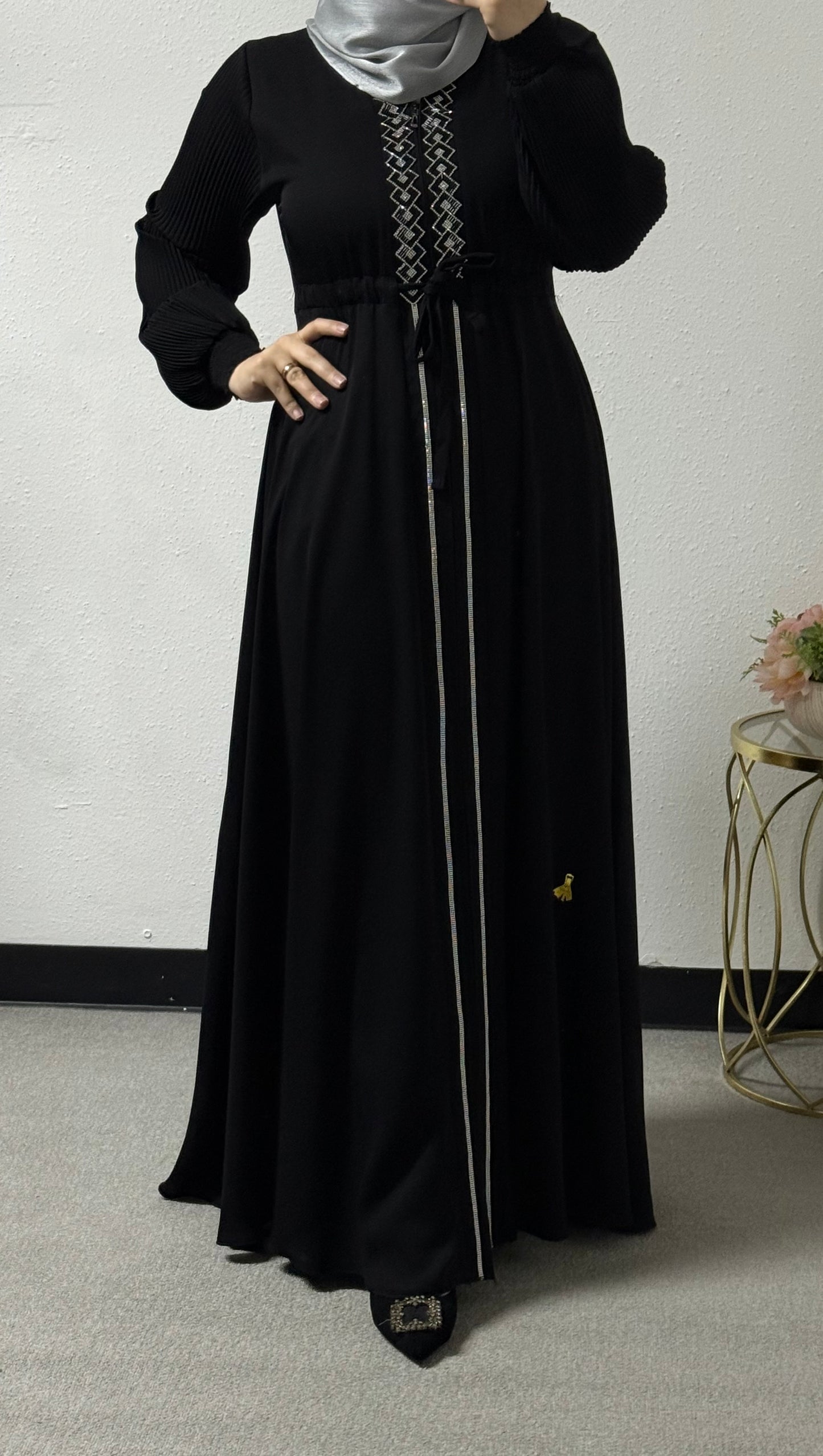 One-piece classic beaded abaya