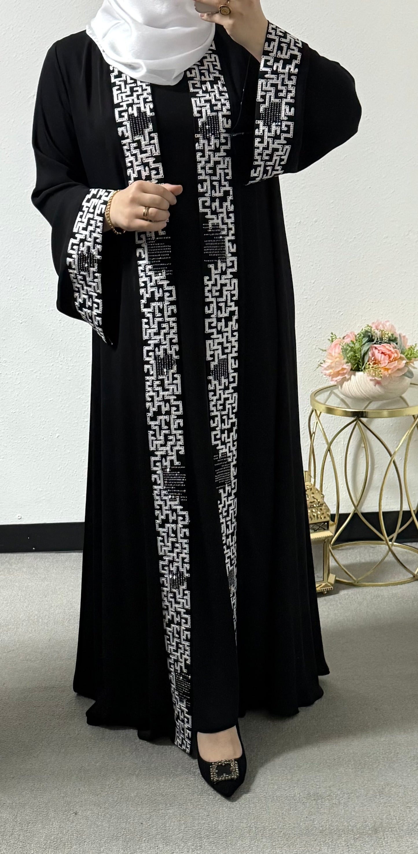 Two piece embroidery abaya set