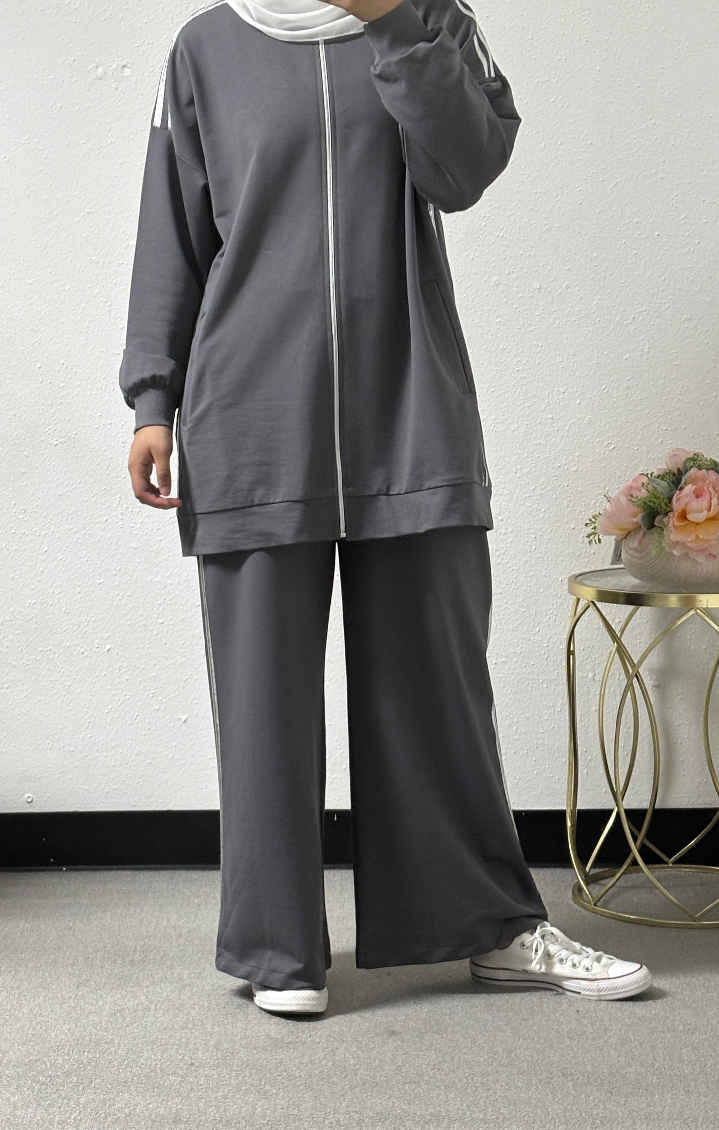 Silver lace set