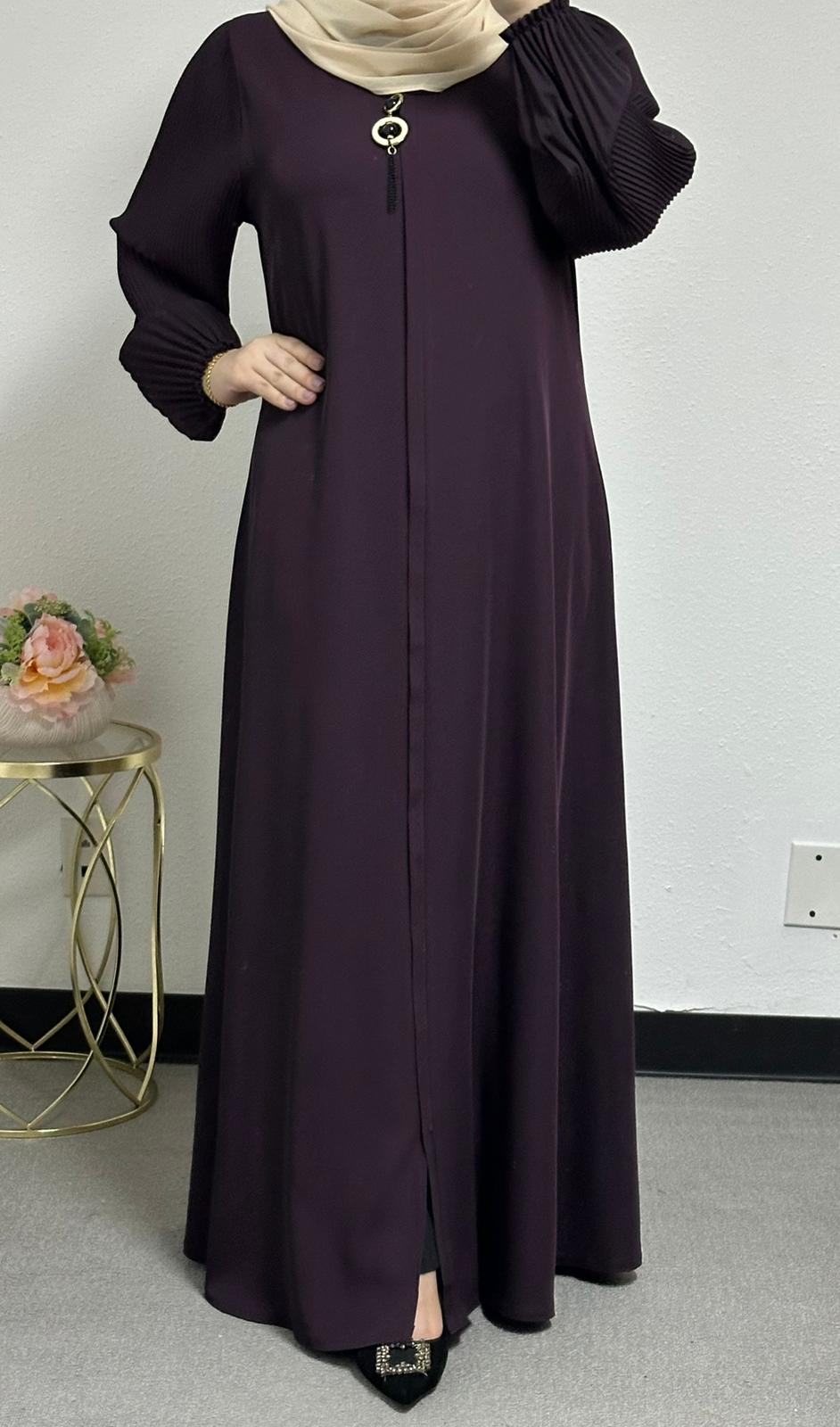 Basic Abaya (Pleated Sleeves)