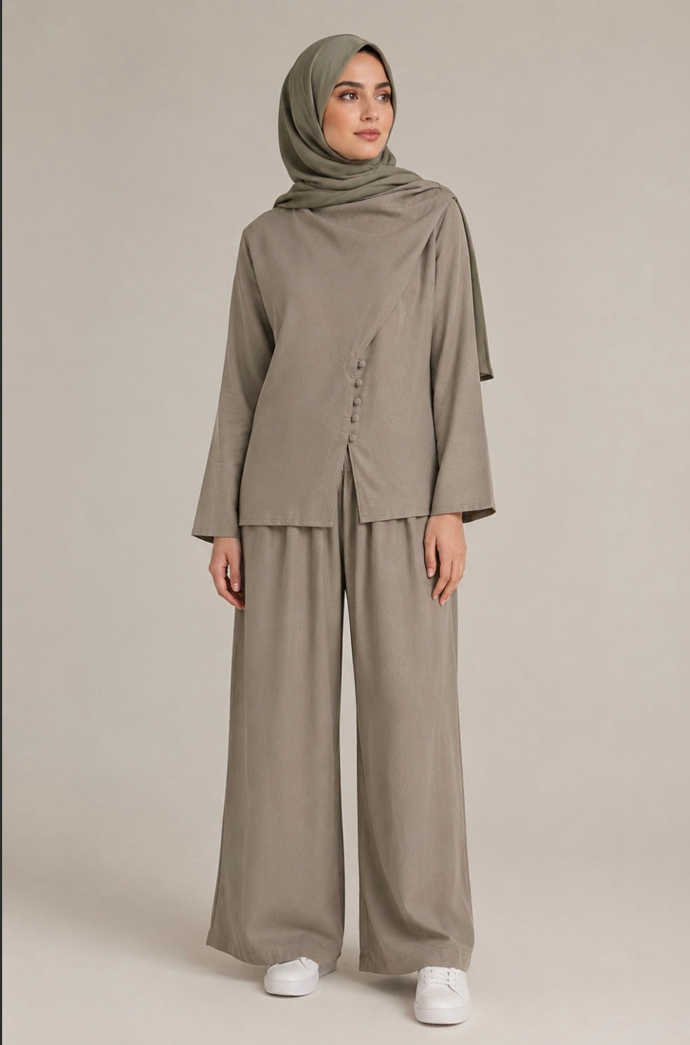 Structured Modest Set