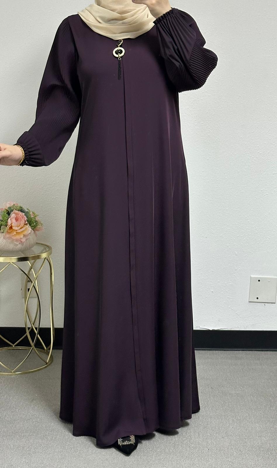 Basic Abaya (Pleated Sleeves)