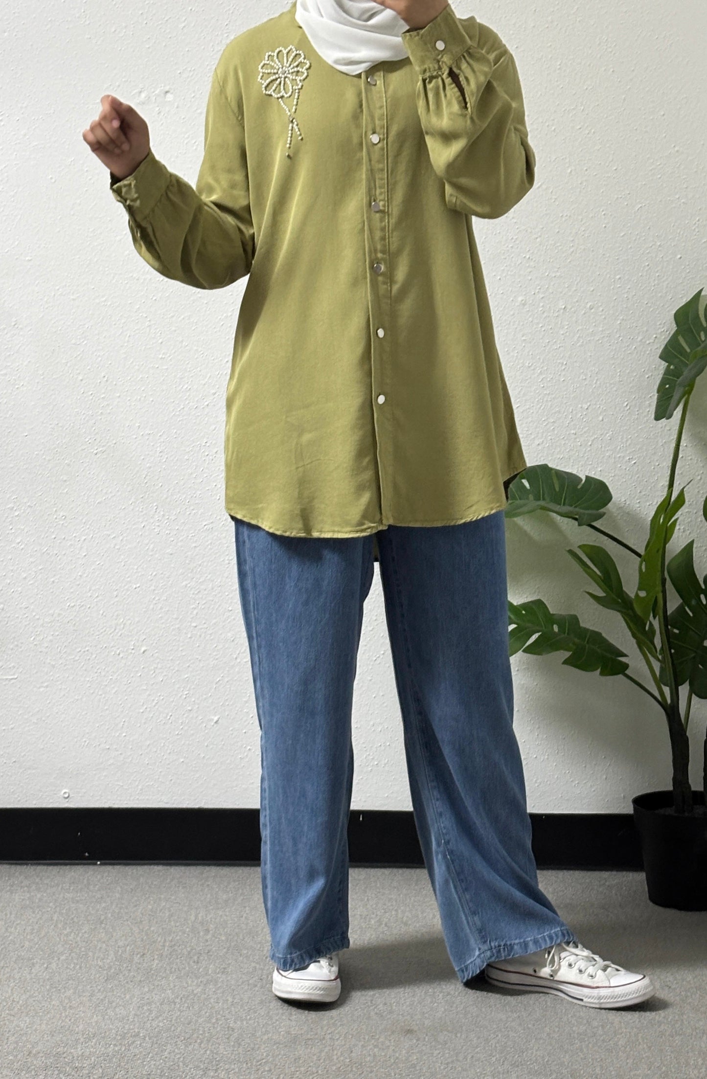Pearl flower shirt
