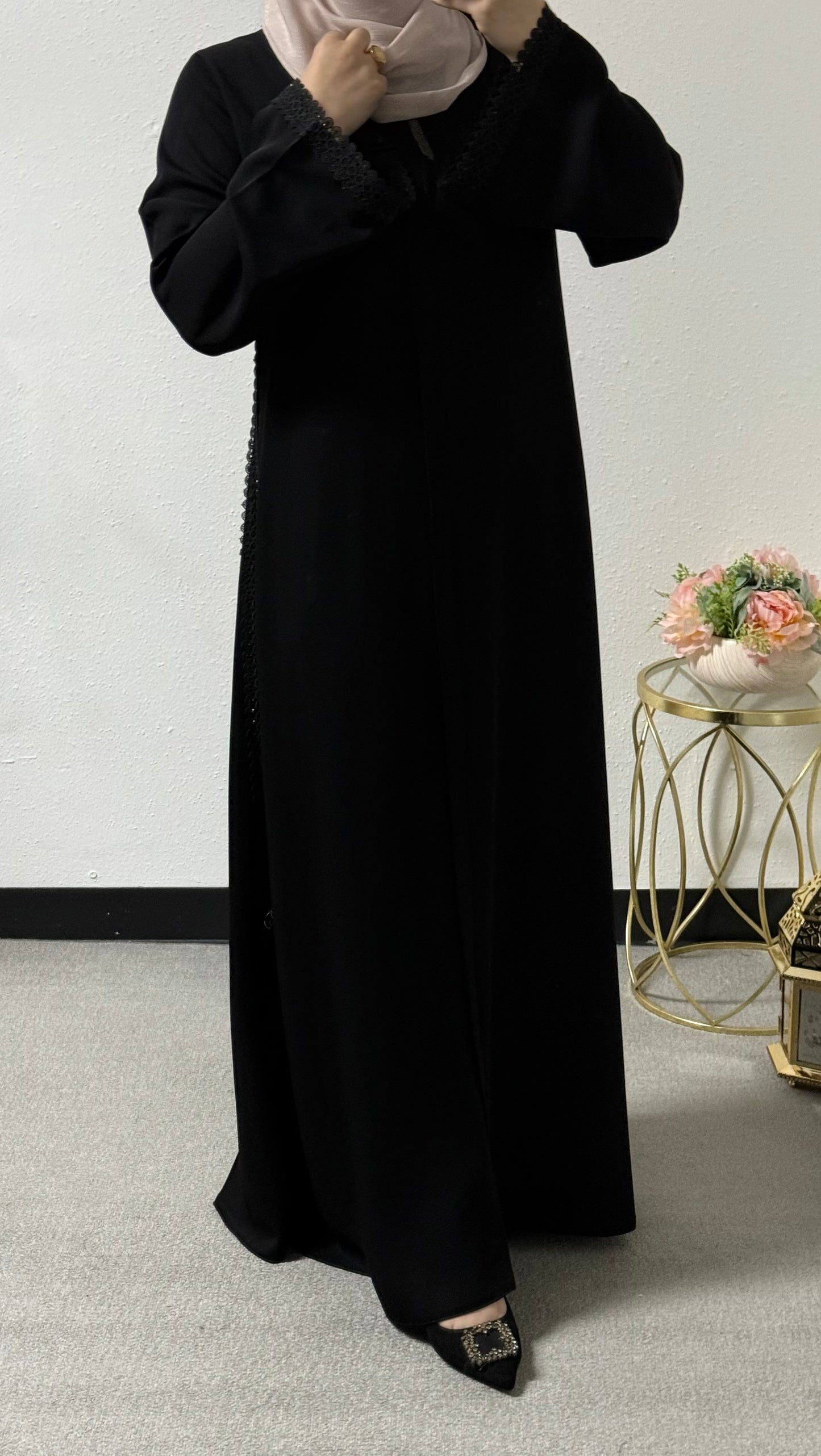 One piece abaya with side embroidery