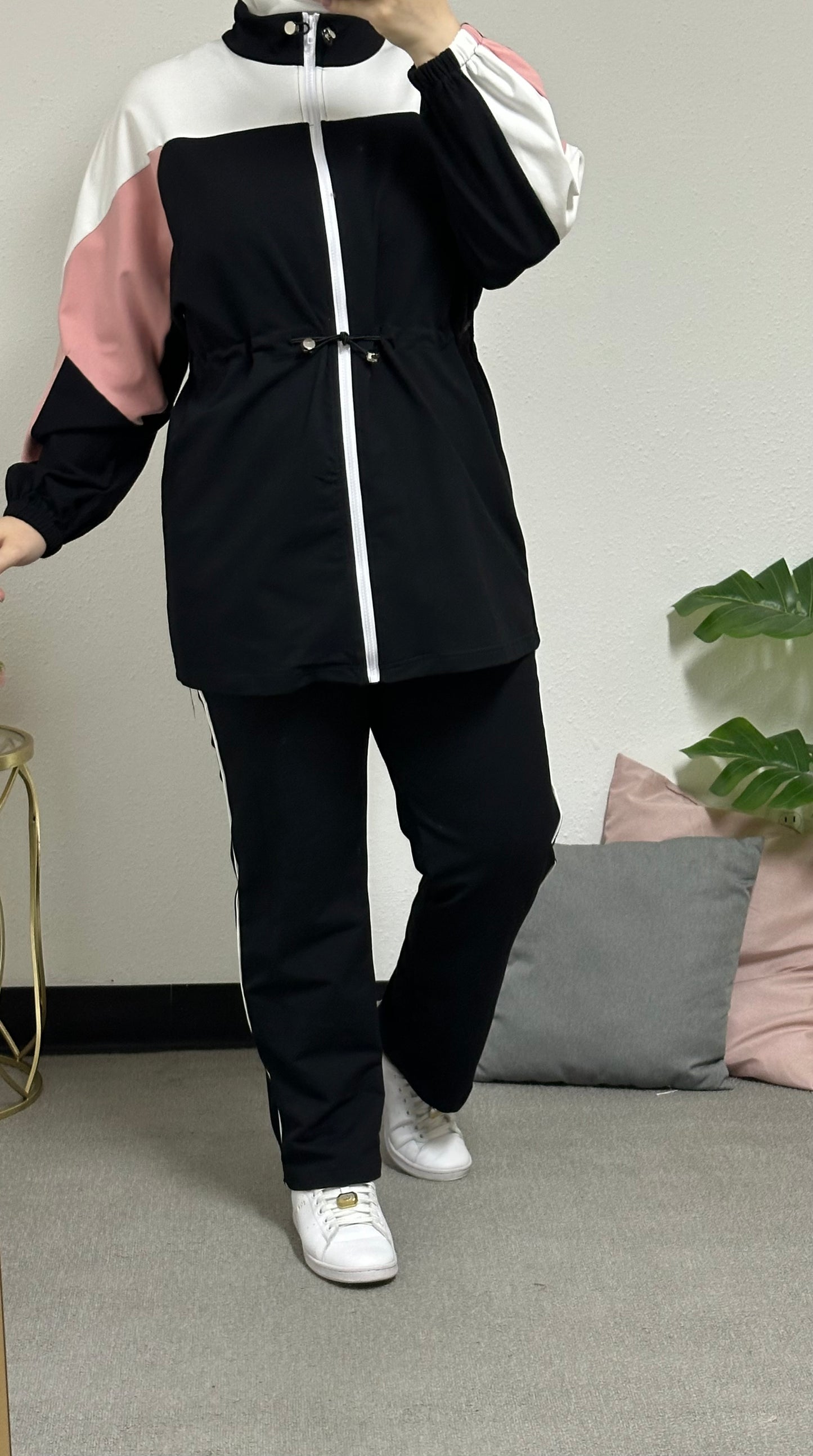 Two-piece cotton tracksuit set with a zipper