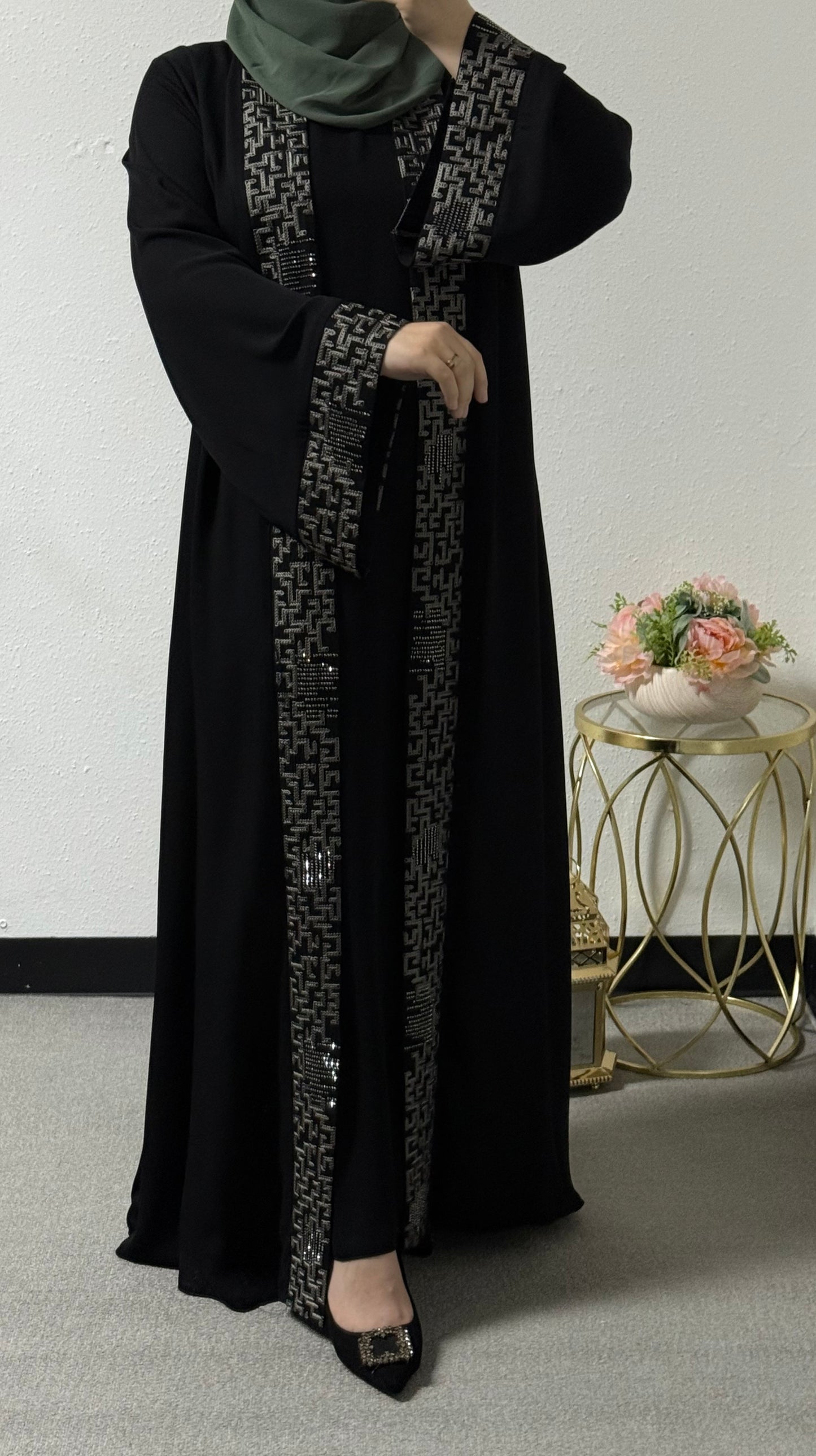 Two piece embroidery abaya set