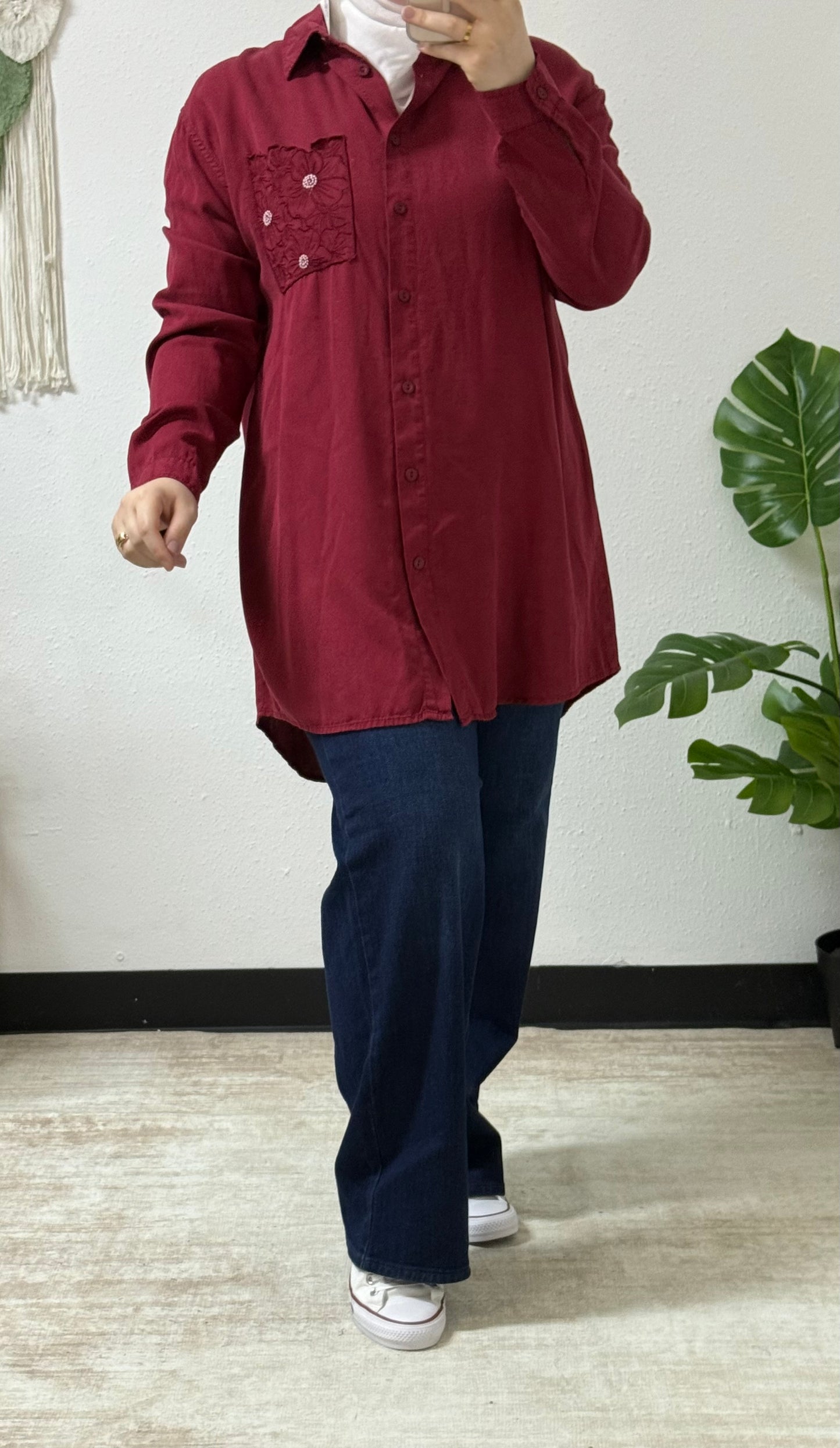 Embroidered floral pocket shirt