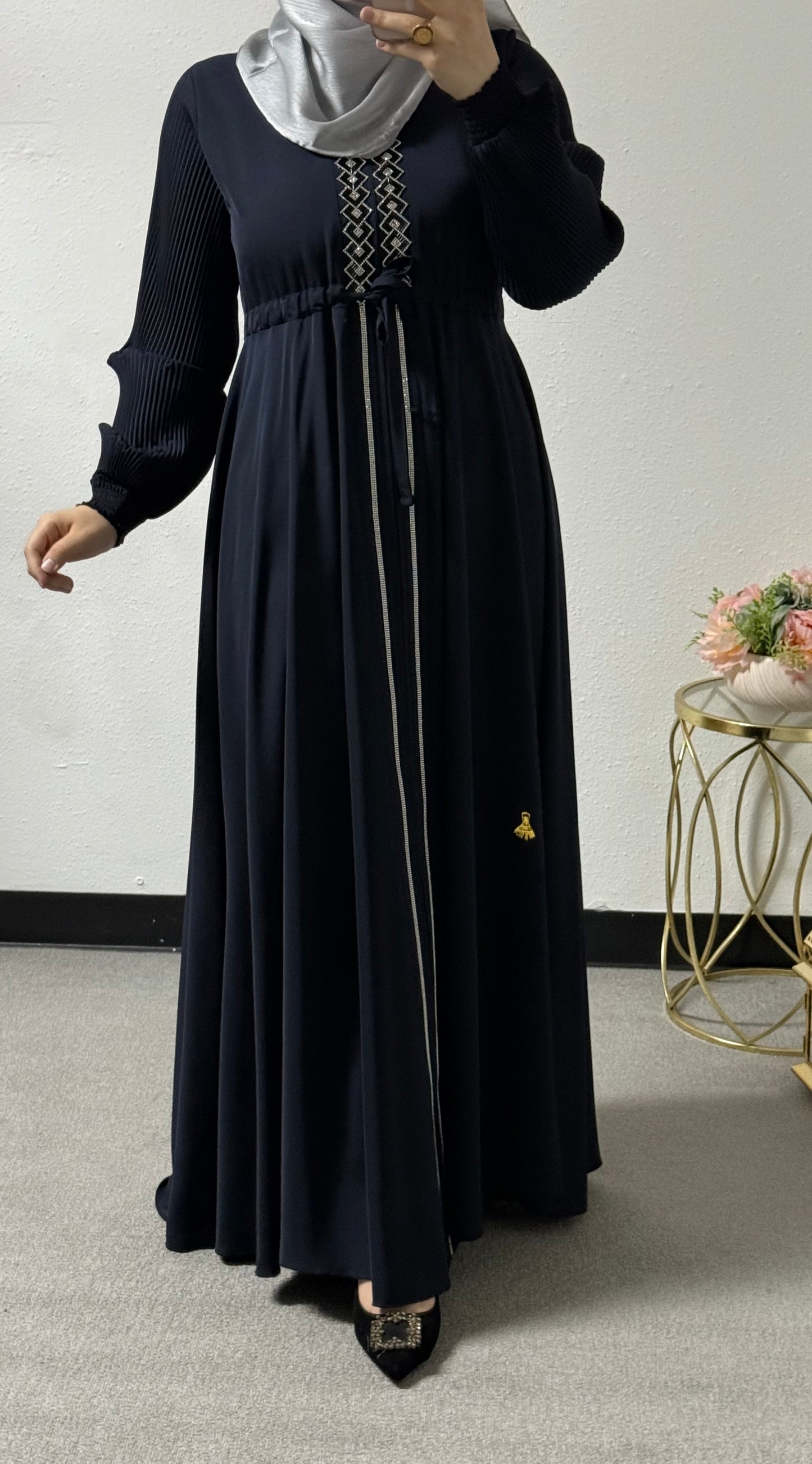 One-piece classic beaded abaya