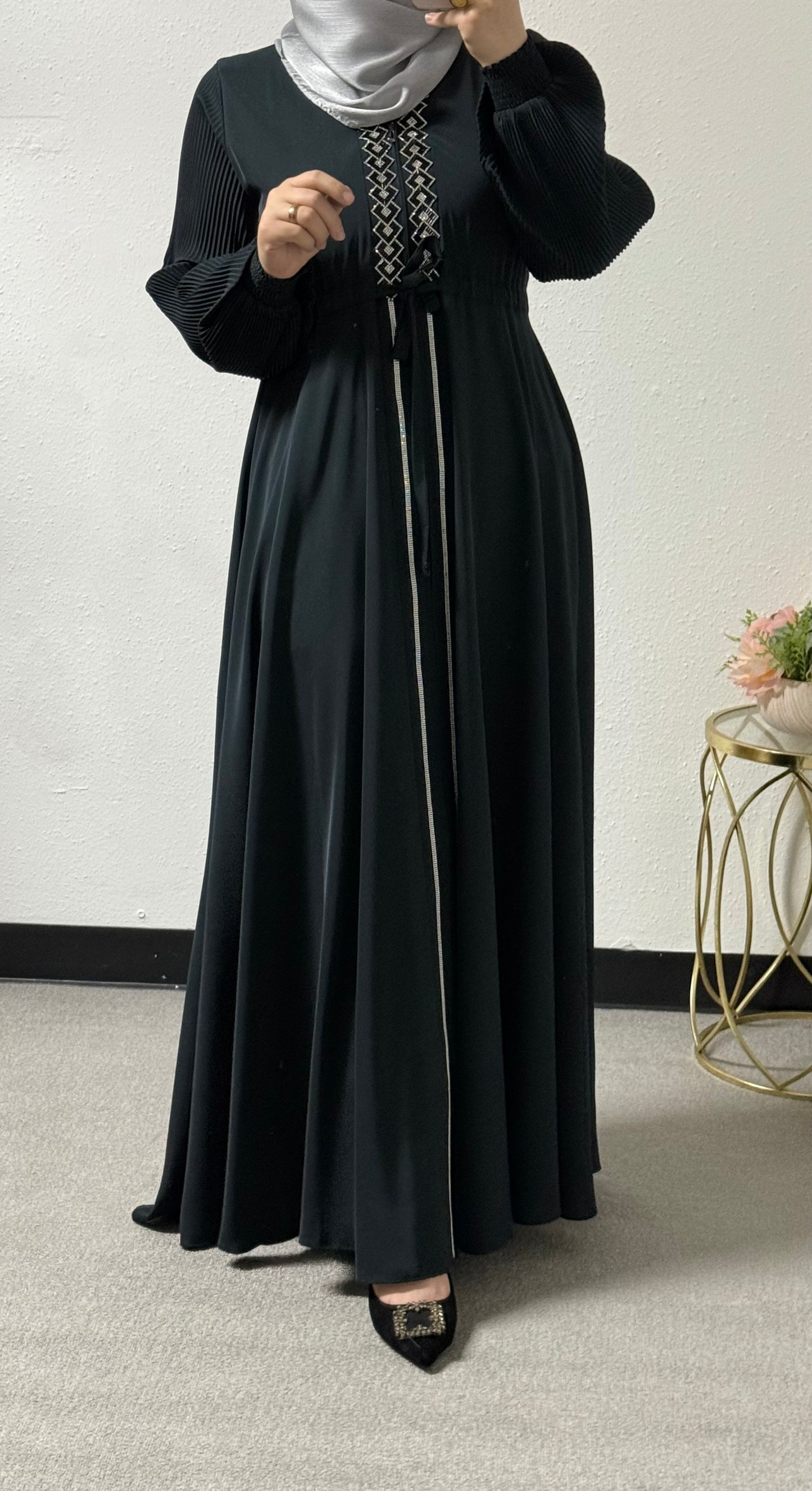 One-piece classic beaded abaya