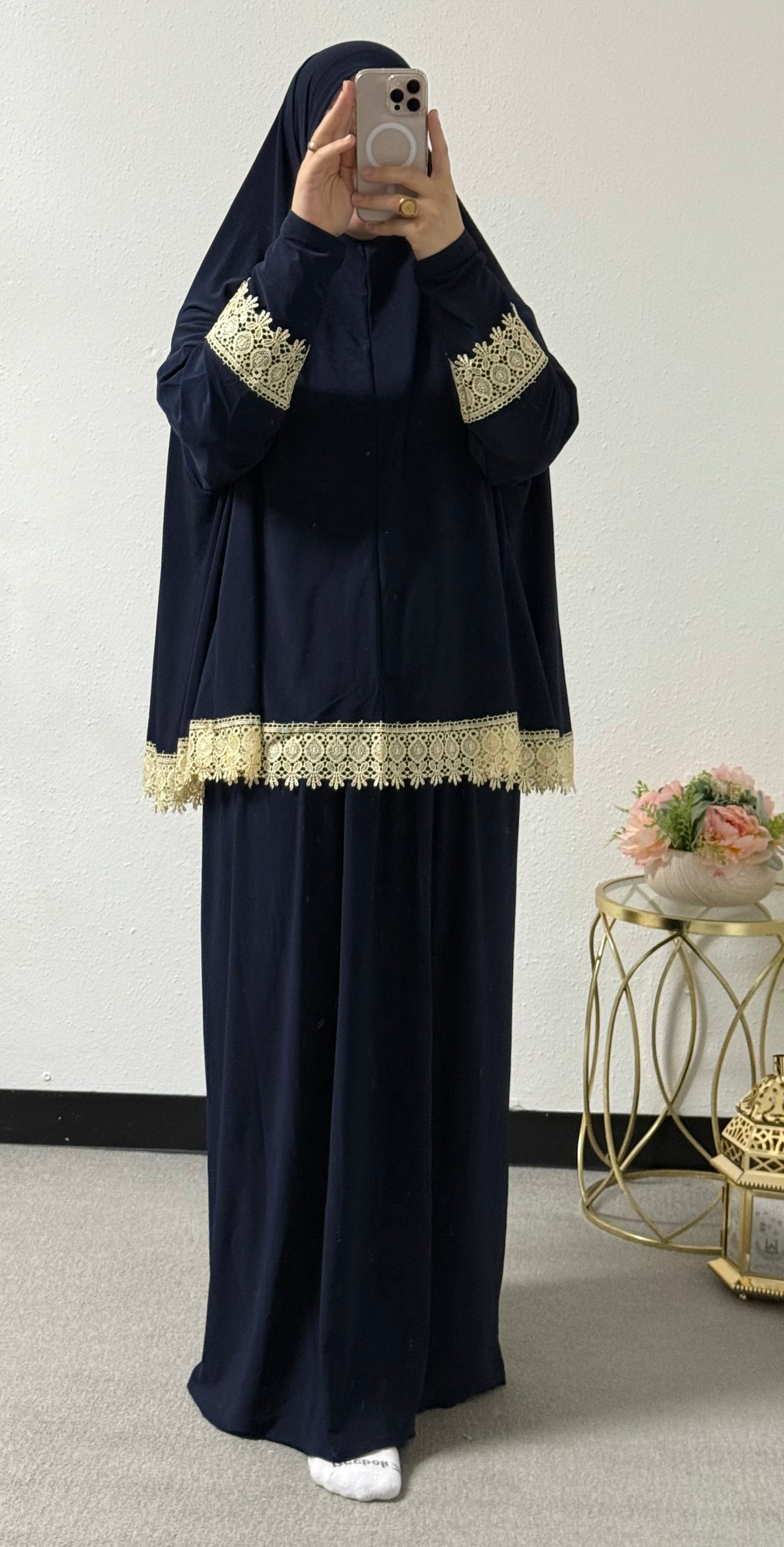 Prayer clothes - Lace