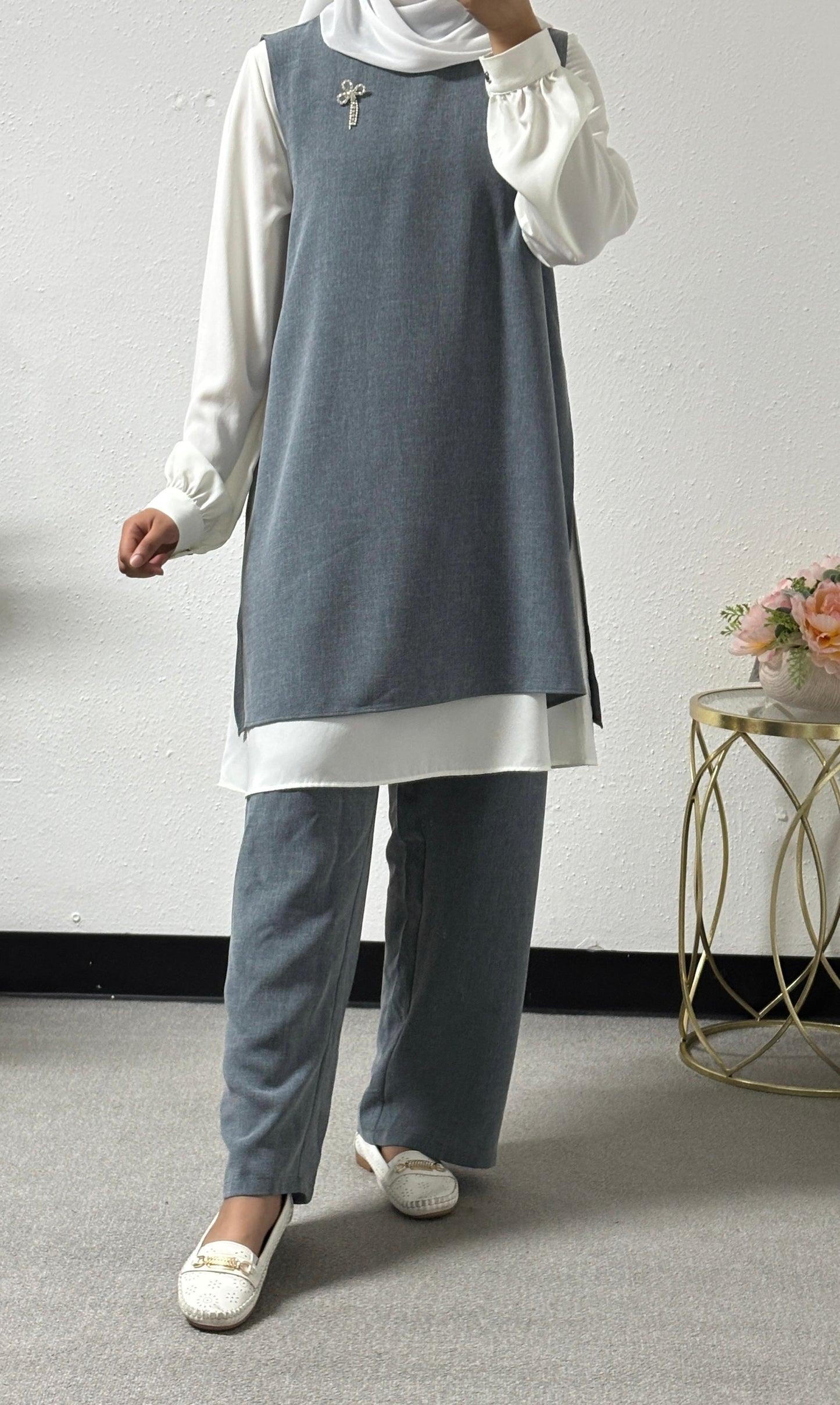 Three-piece pastel colours set