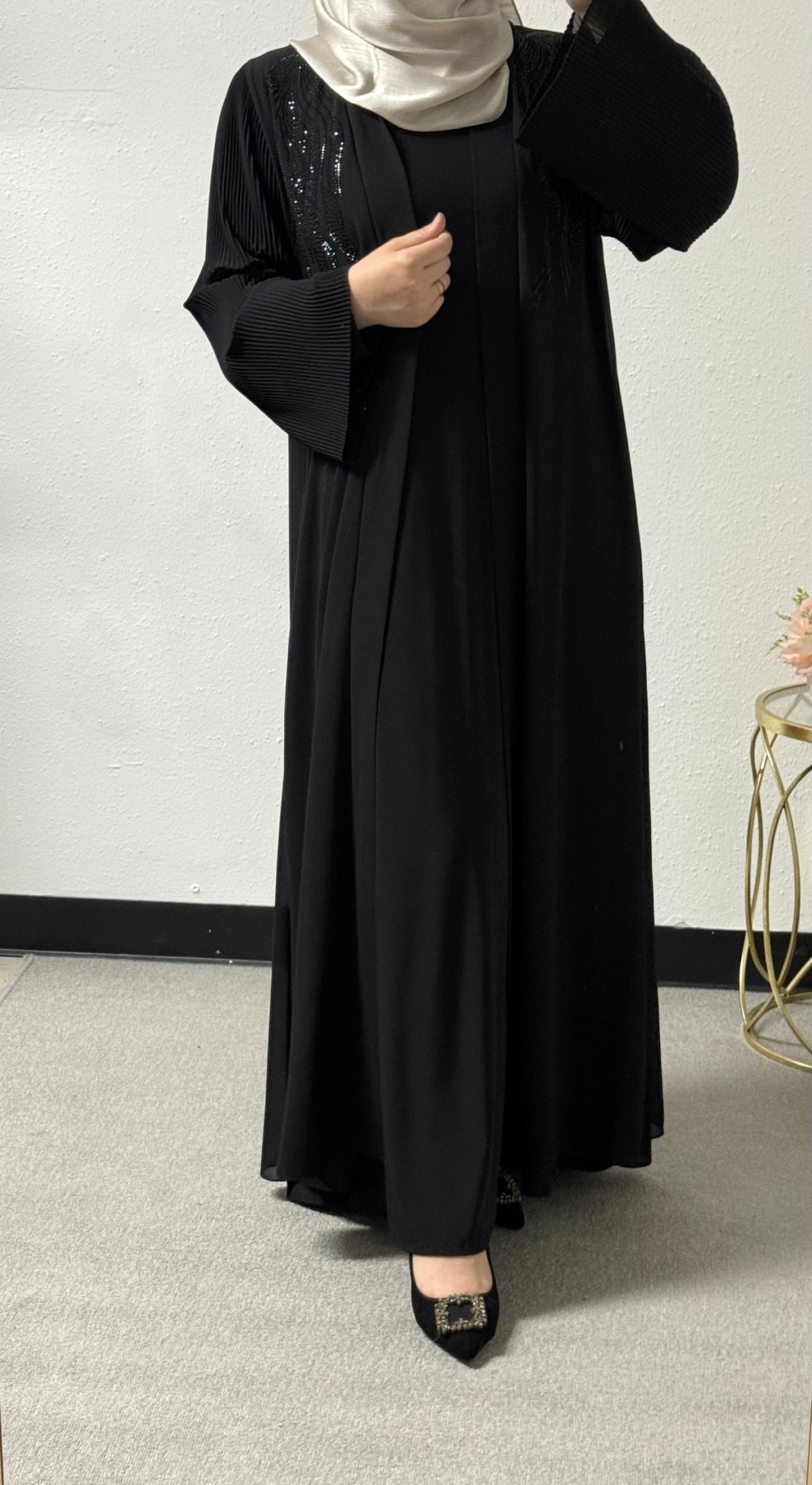 Two-piece pleated/leaf beads abaya set