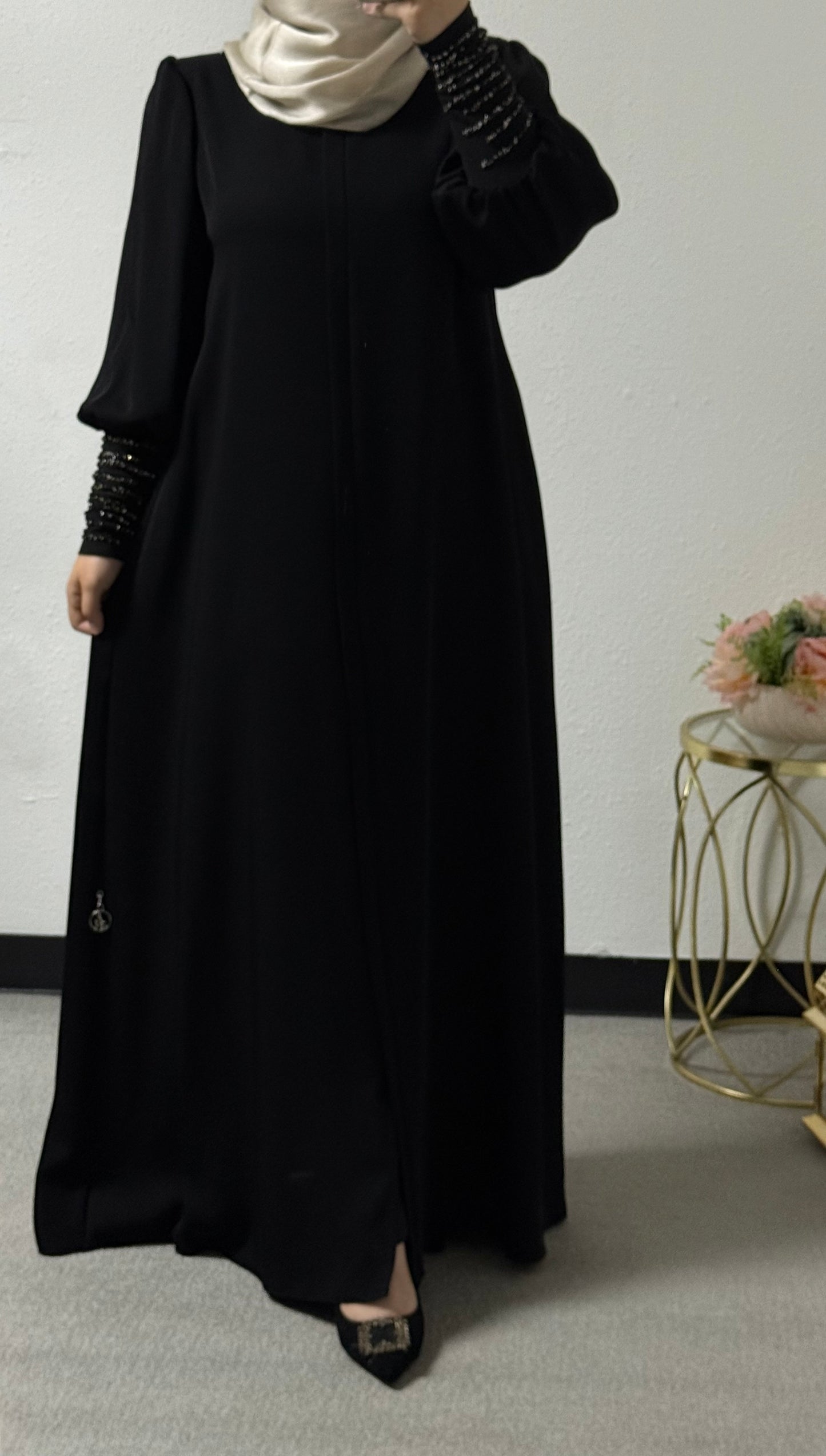 Detailed sleeve abaya