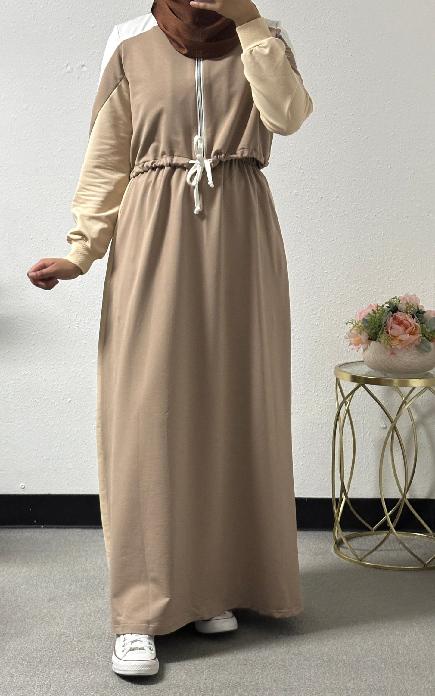 Sporty dress with jacket
