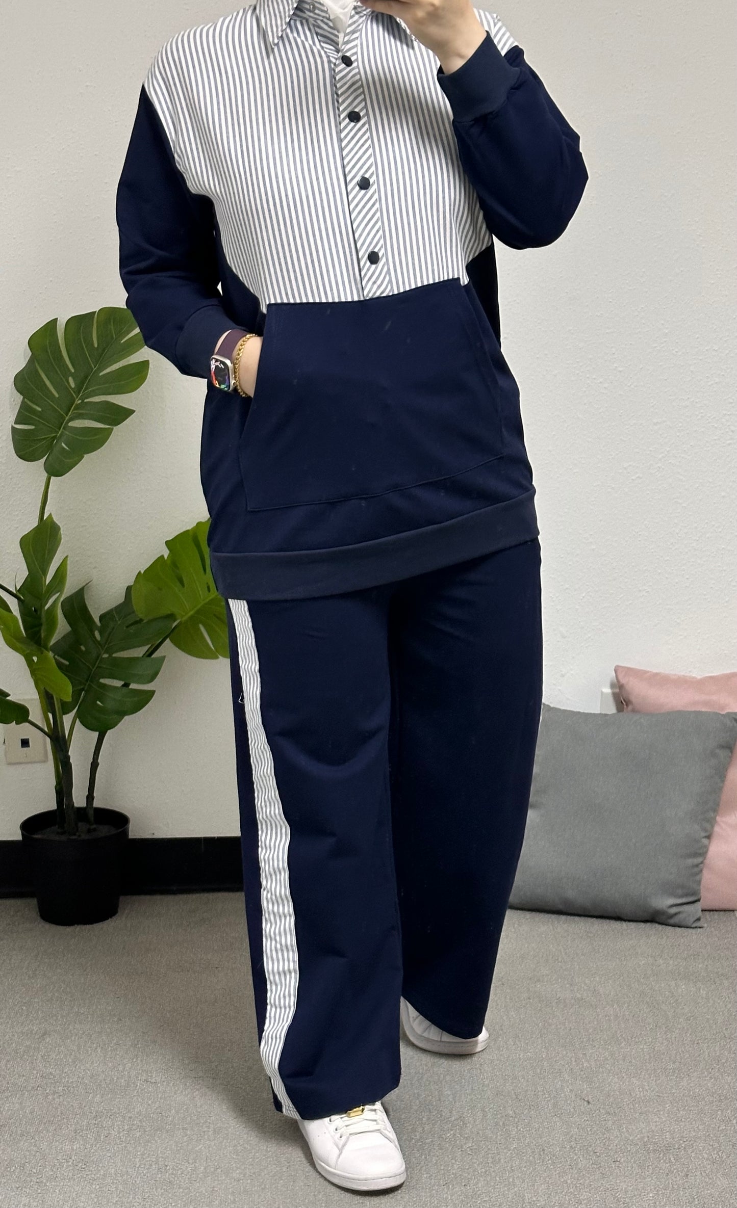 Two-piece cotton tracksuit set